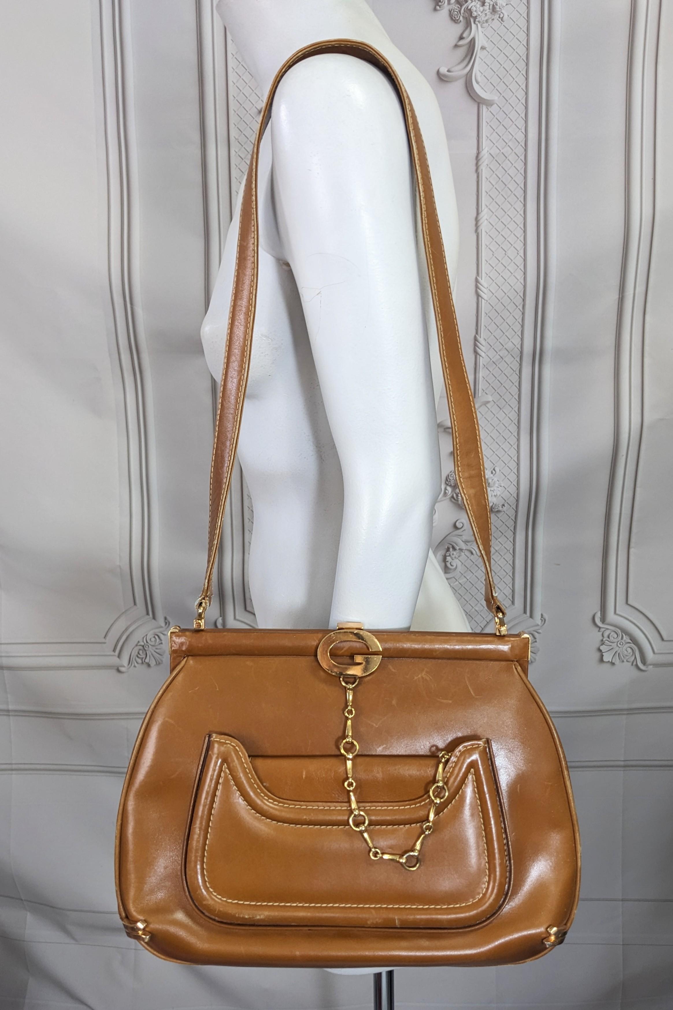 Early Gucci Logo Caramel Leather Shoulder Bag en vente 1