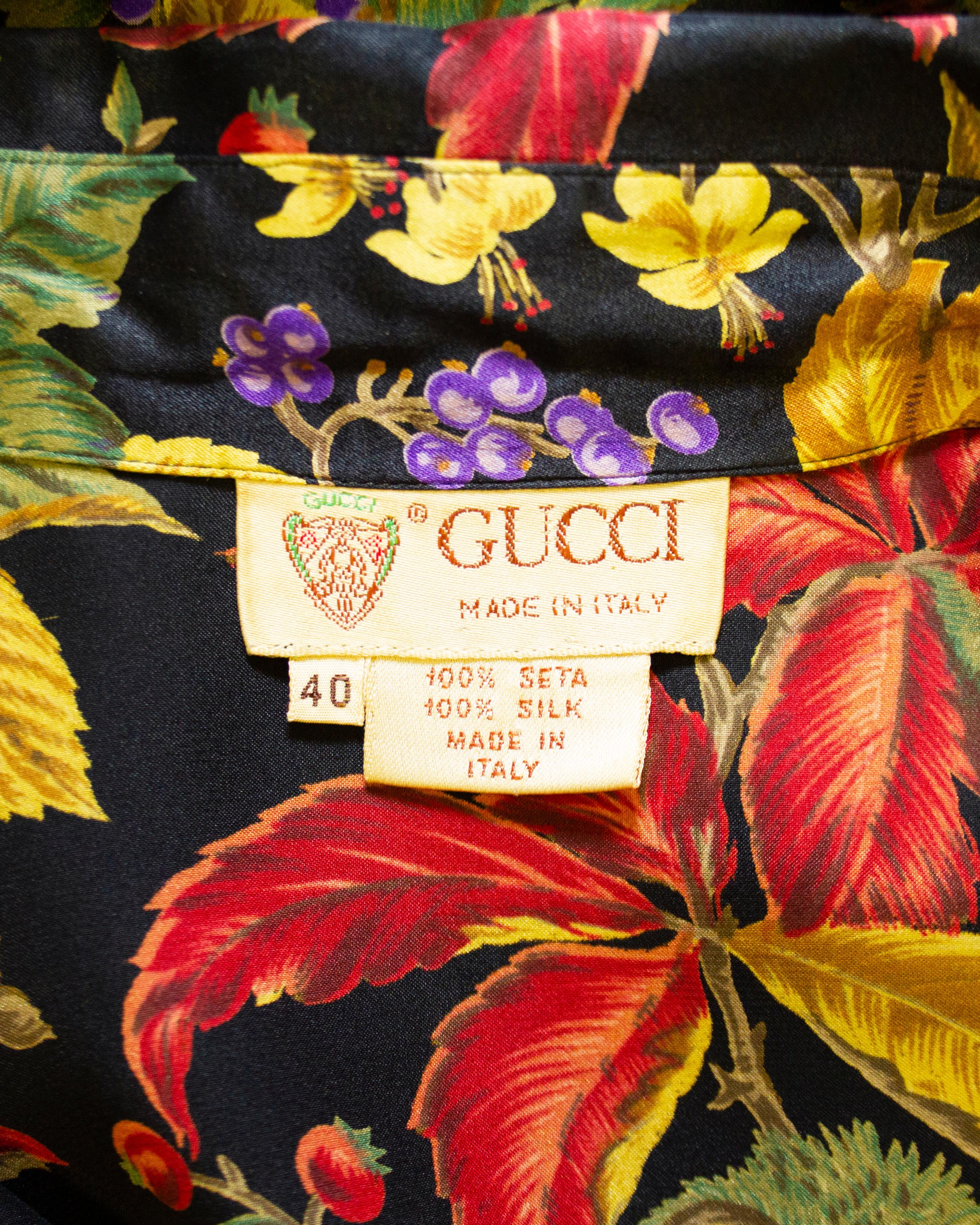 Early Gucci Long Raspberry Botanical Print Silk Shirt  For Sale 1