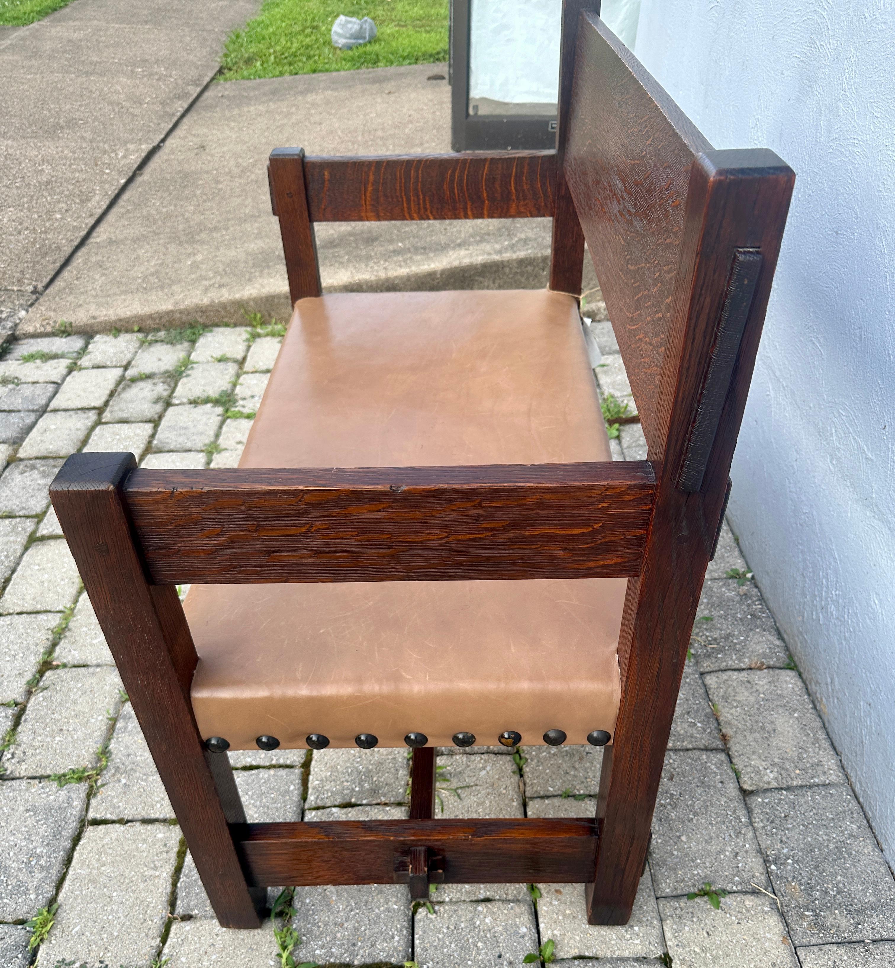 Early Gustav Stickley Hall Chair - Extremely Collectible - Made in 1901 - W7198 For Sale 5