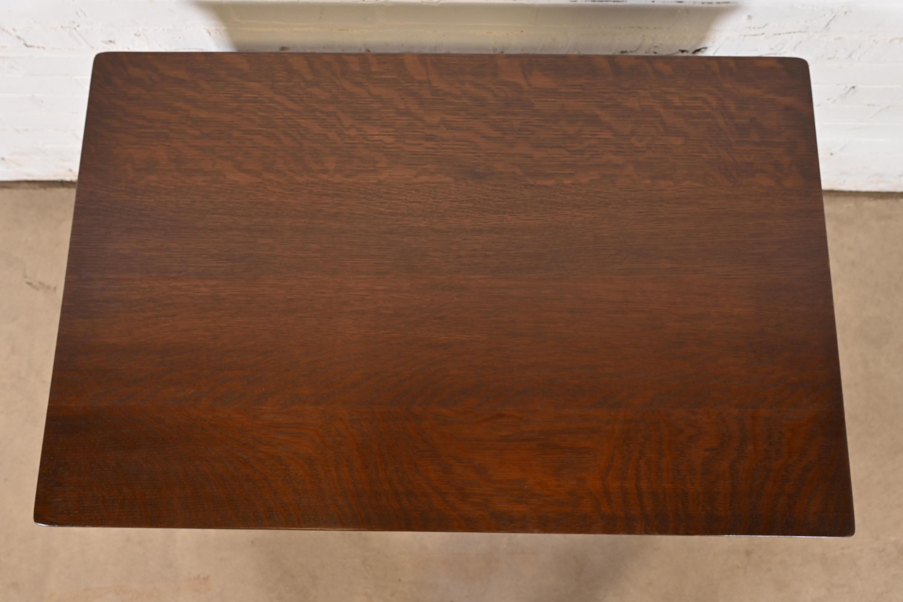 Früher Gustav Stickley Mission Eichenholz Arts & Crafts Schreibtisch oder Bibliothekstisch im Angebot 3