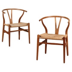 Early H. J. Wegner Pair Wishbone Chairs CH 24 of Oak by Carl Hansen & Son 1958