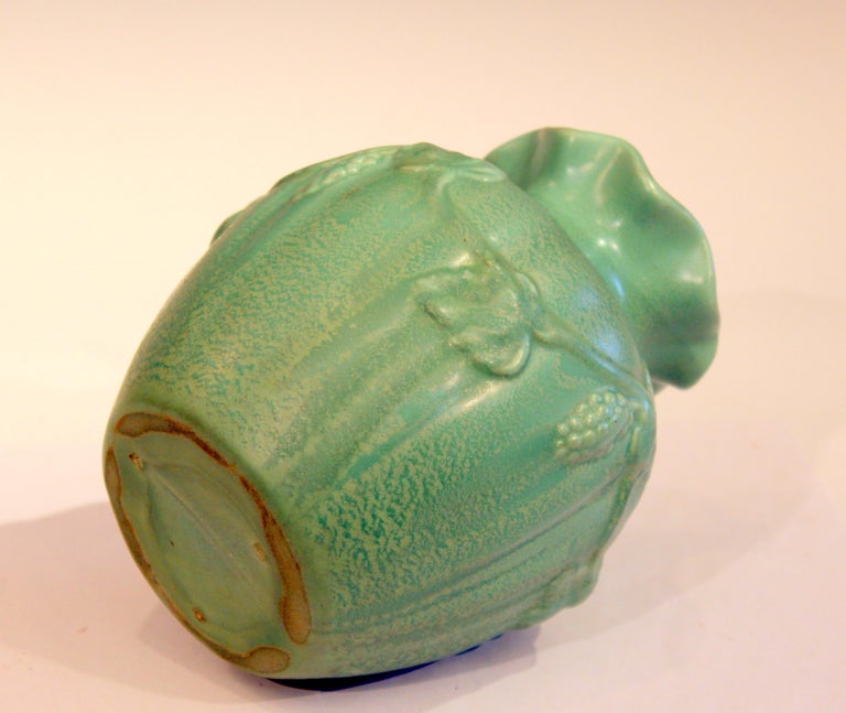 Early Haeger Geranium Leaf Green Art Pottery Vintage Vase Stangl Deco