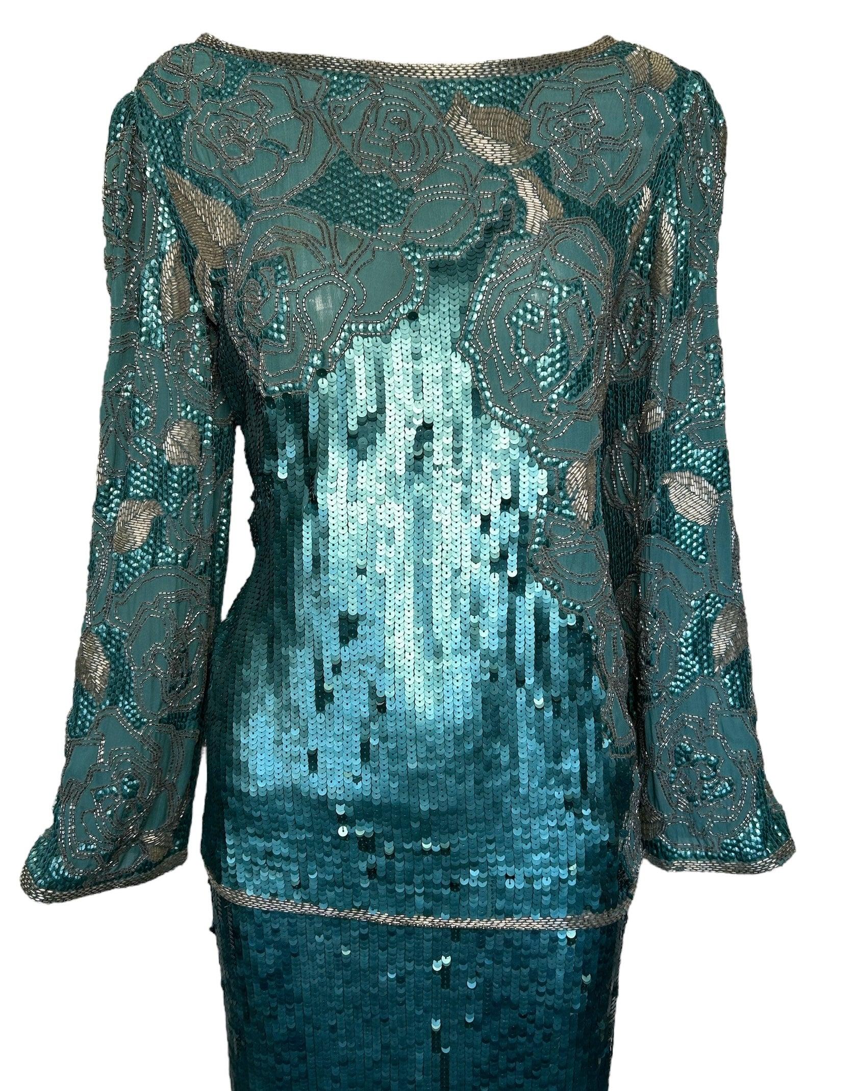 Bleu Ensemble de paillettes et de perles d'Halston, années 1980 en vente