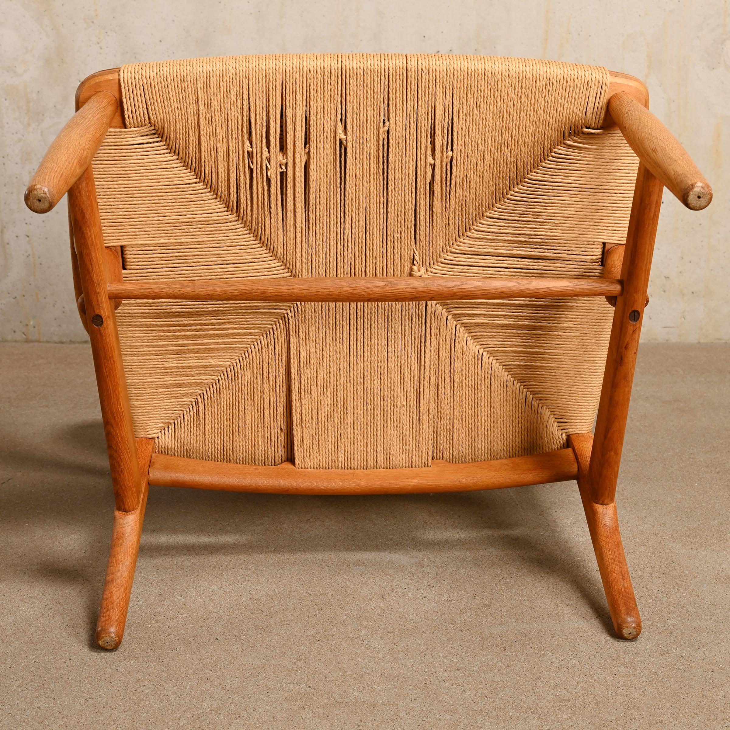 Early Hans J. Wegner CH22 Easy Chair in Oak and Paper-Cord for Carl Hansen & Son 11