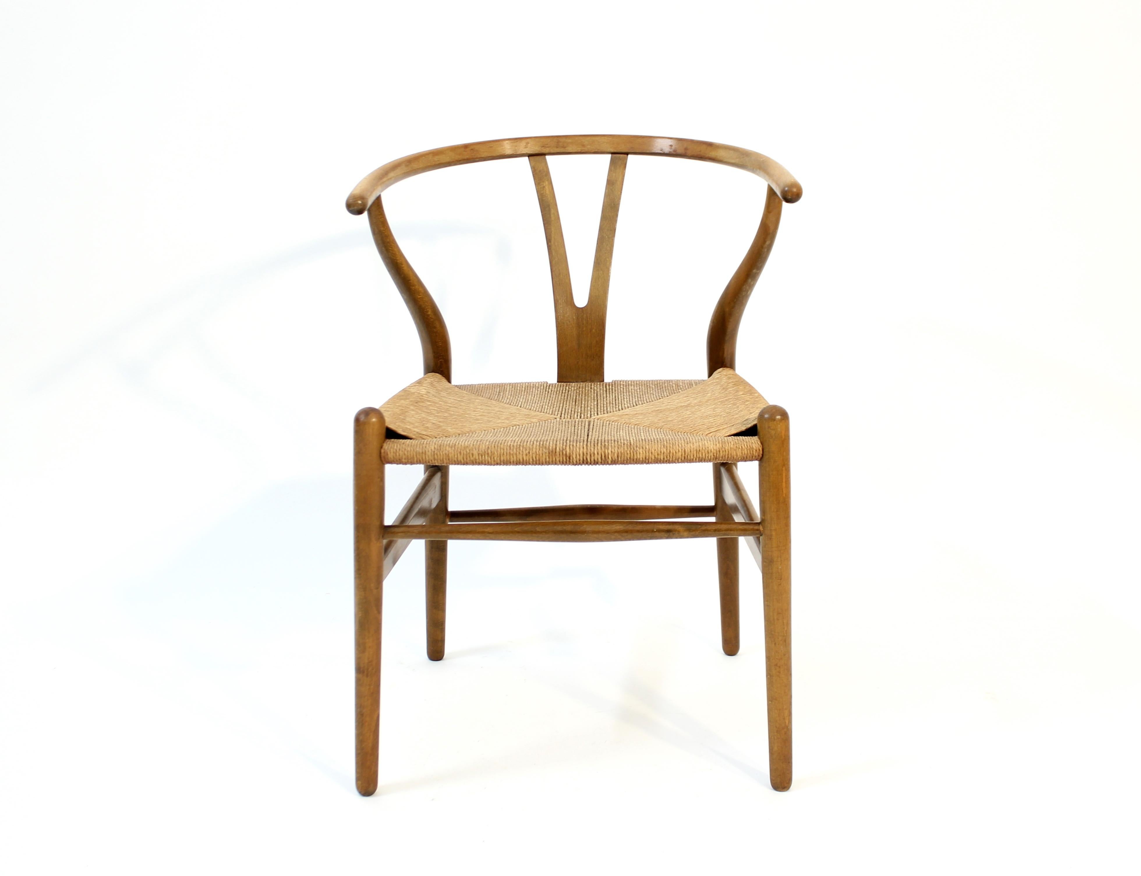 Danish Early Hans J. Wegner, model CH24, Wishbone chair, Carl Hansen & Søn, 1960s For Sale