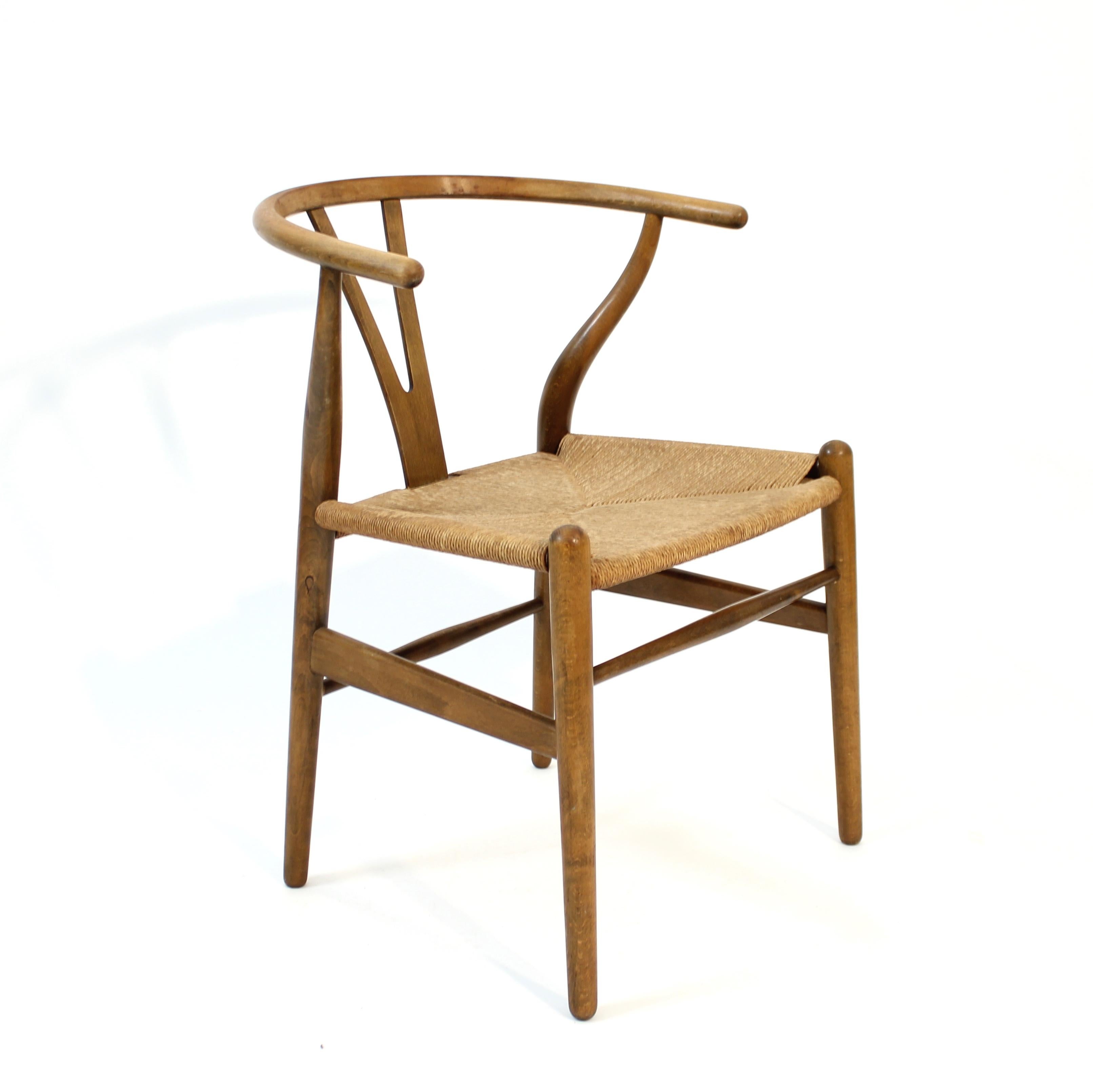 20th Century Early Hans J. Wegner, model CH24, Wishbone chair, Carl Hansen & Søn, 1960s For Sale