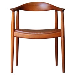 Silla redonda antigua Hans J. Wegner, JH 503, teca y cuero