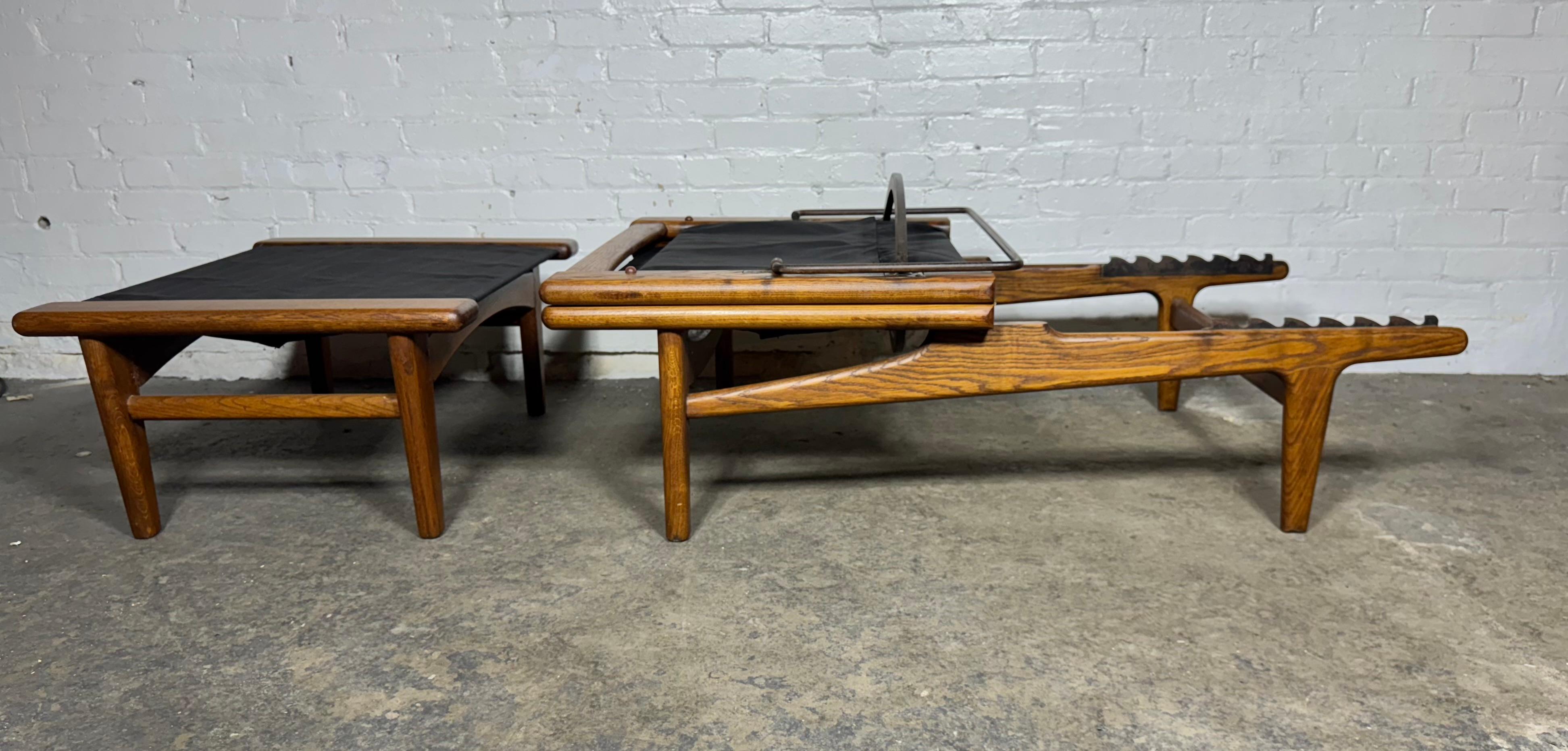 Früher Hans Wegner für GETAMA Chaiselongue und Ottomane. Eiche und Leder /Denmark im Angebot 6