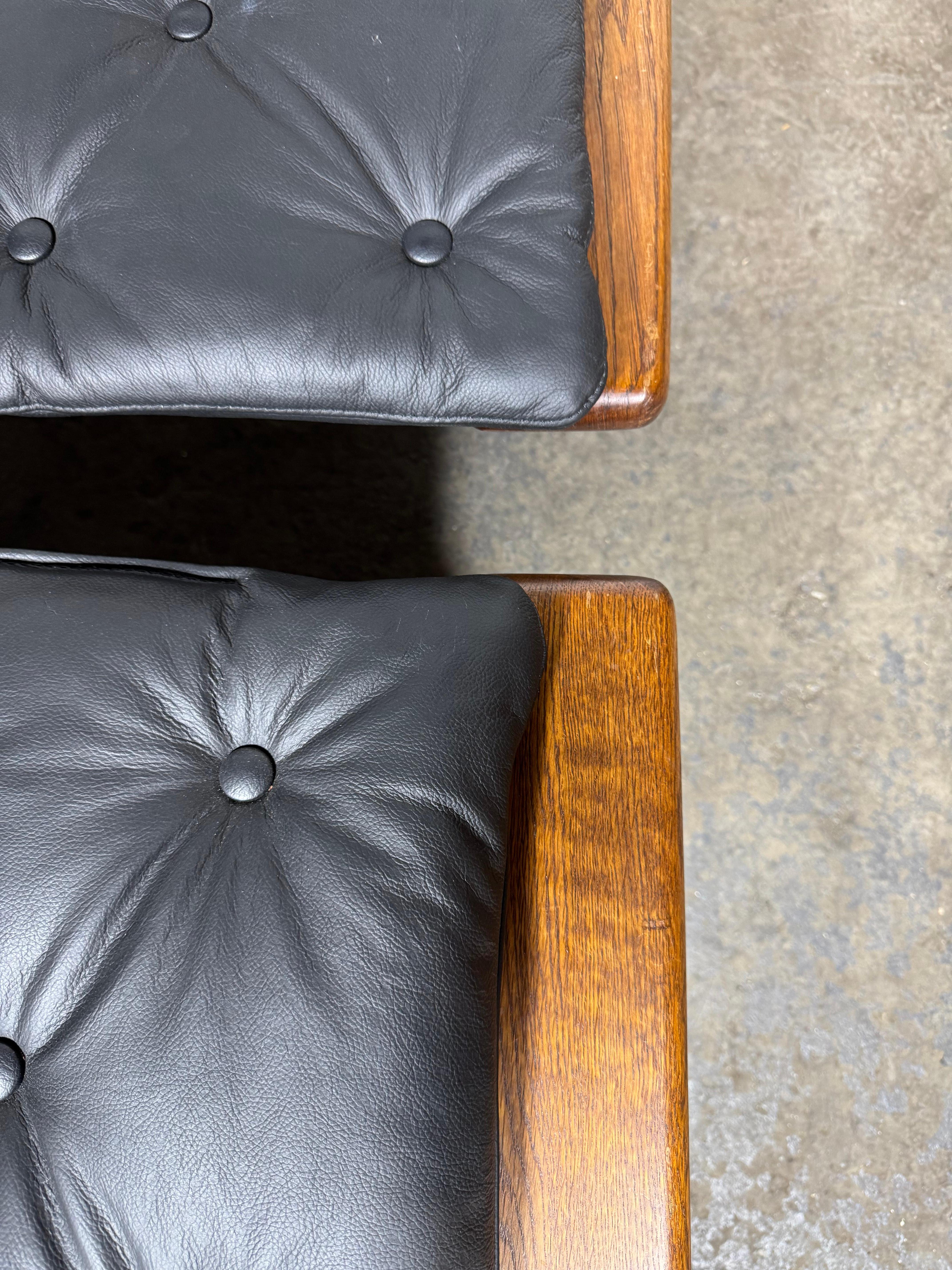 Früher Hans Wegner für GETAMA Chaiselongue und Ottomane. Eiche und Leder /Denmark (Messing) im Angebot
