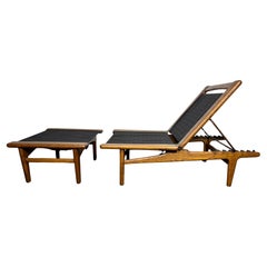 Early Hans Wegner for GETAMA Chaise Longue and ottoman. Oak & Leather /Denmark