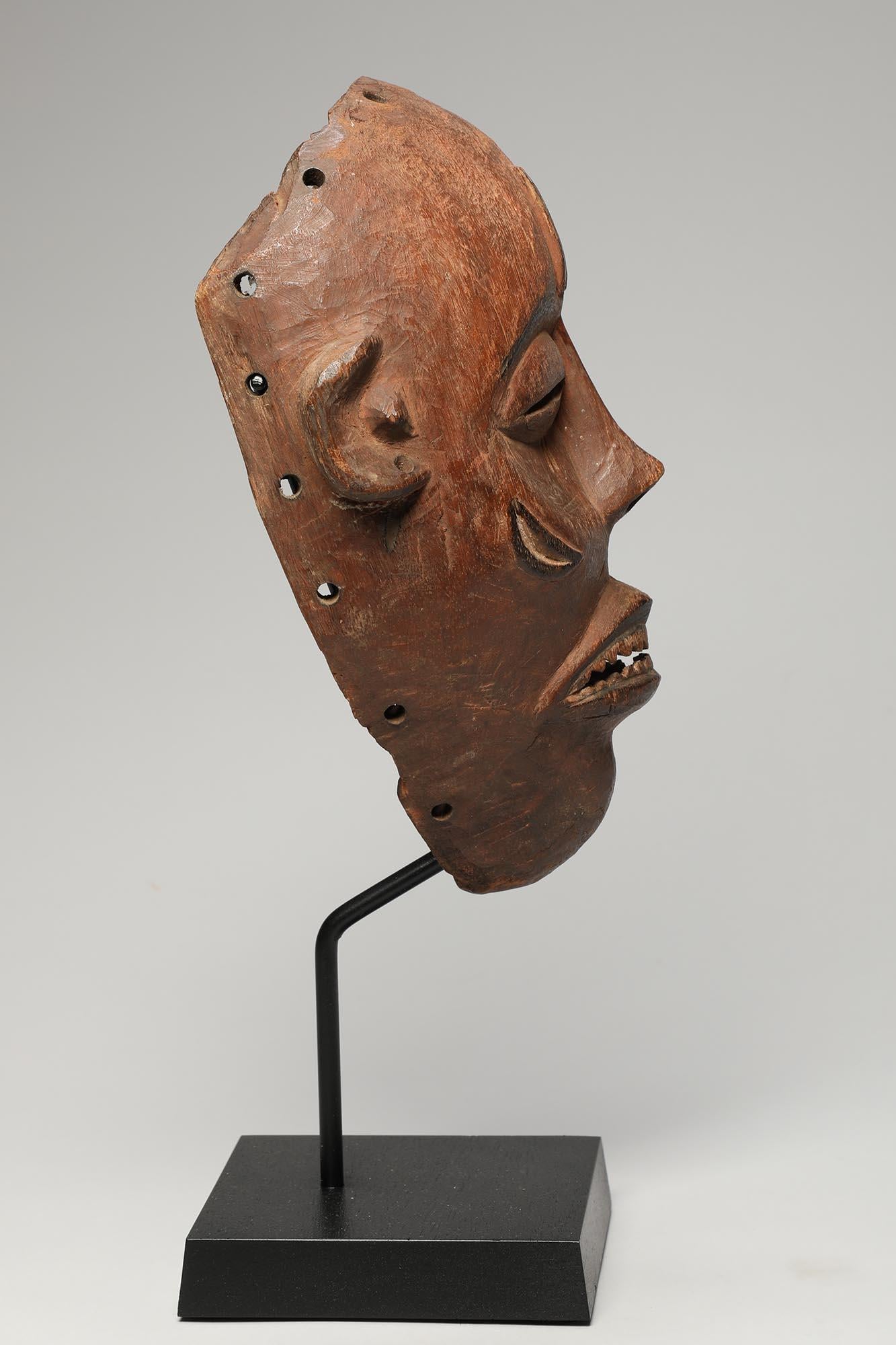 Wood Early Hardwood Pende Dance Mask Early 20th Century DR Congo African Tribal Art For Sale