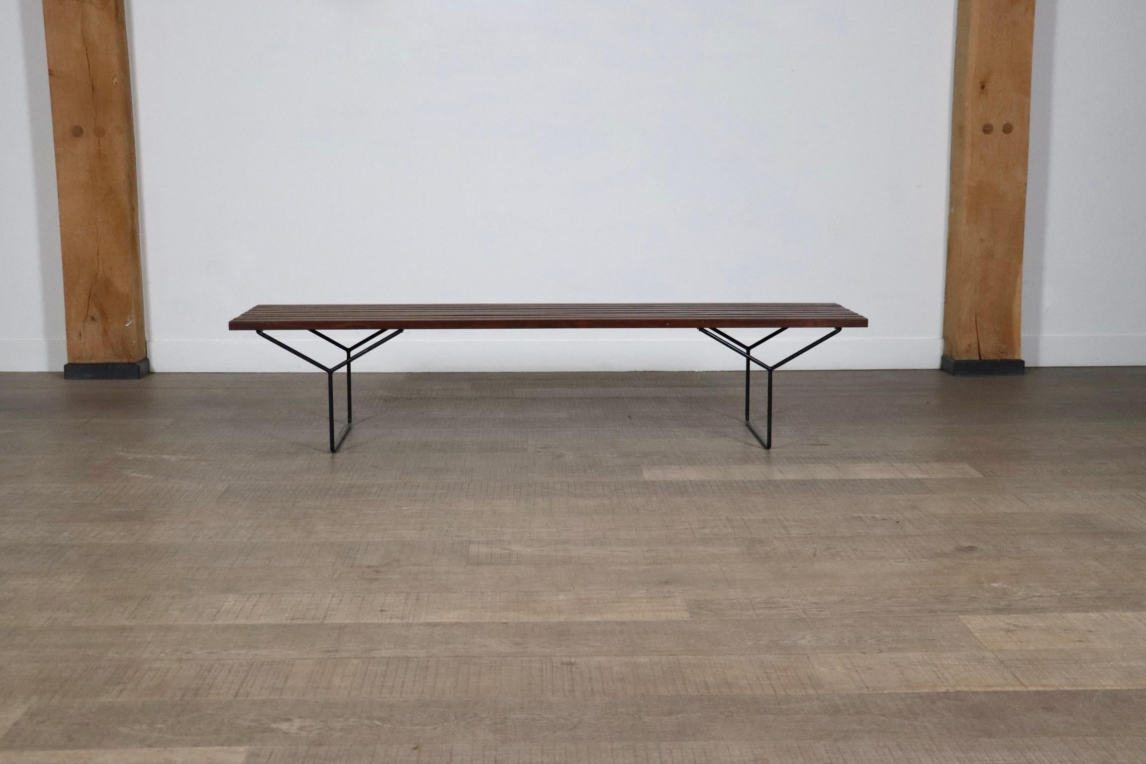Early Harry Bertoia Model 400 Bench For Knoll International 1950s In Good Condition In ABCOUDE, UT