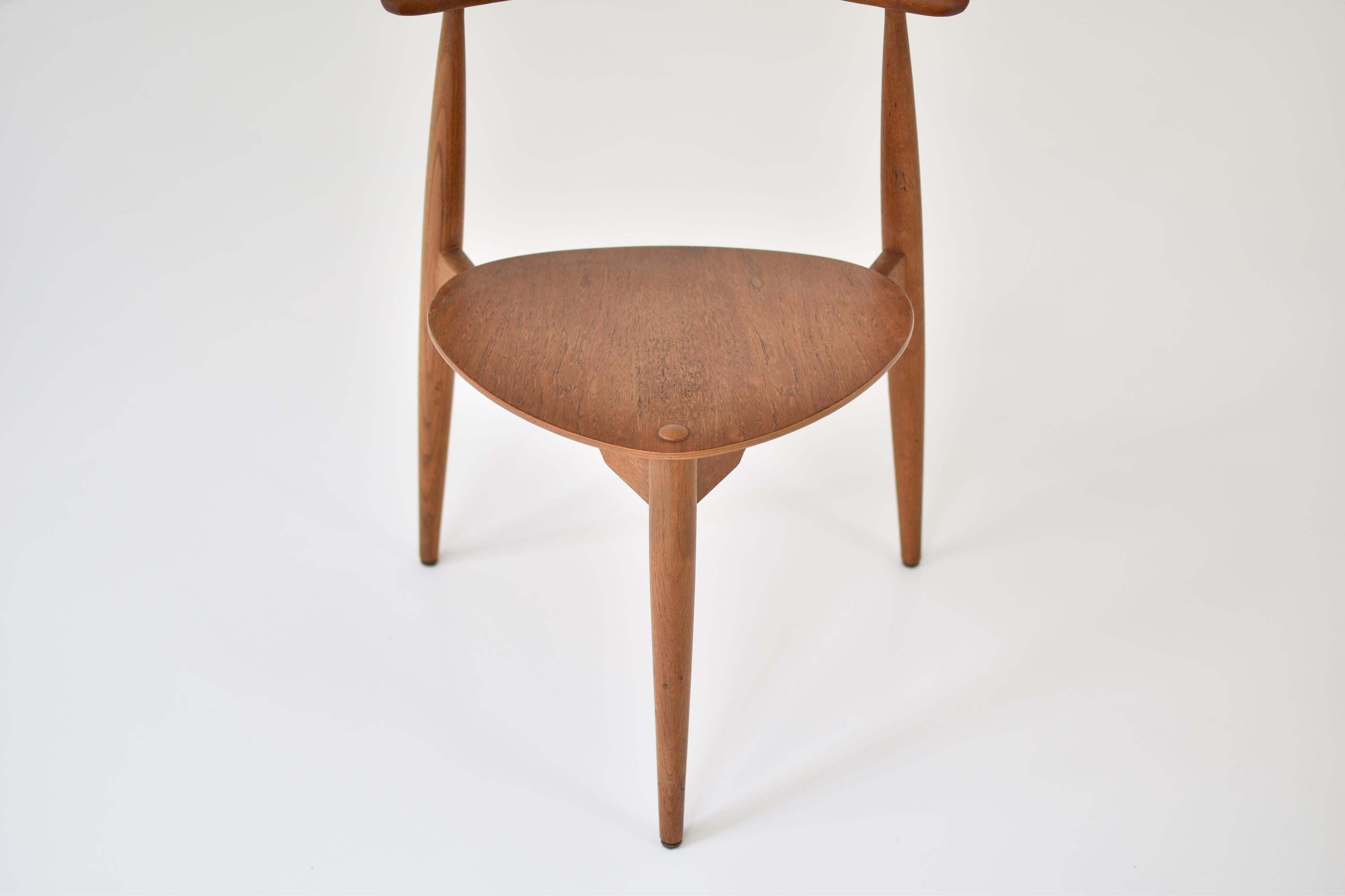 Early ‘Heart’ Side Chair by Hans J. Wegner for Fritz Hansen, Denmark, 1952 2