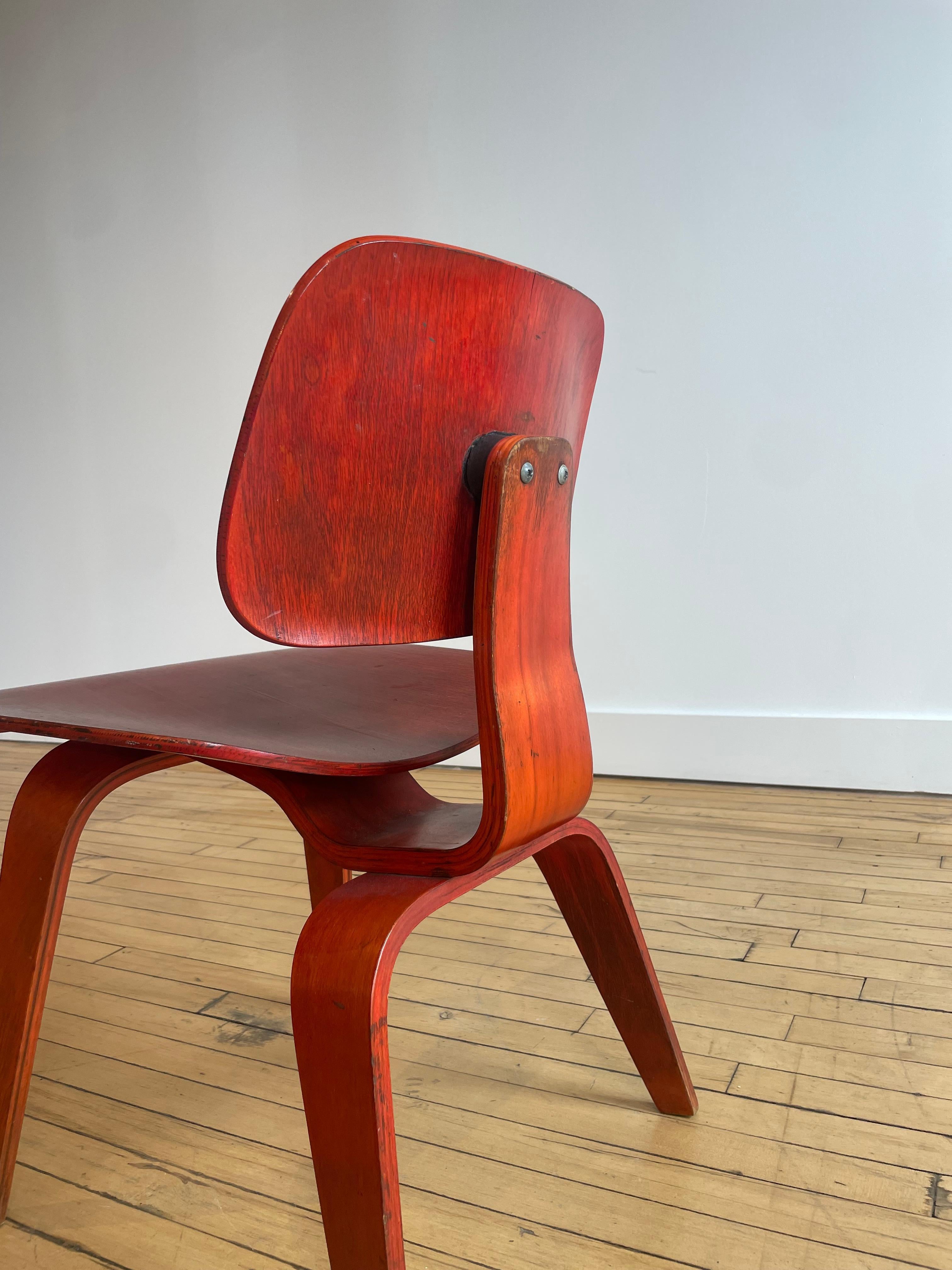 Eames DCW (con etichetta Evans) in vendita 2