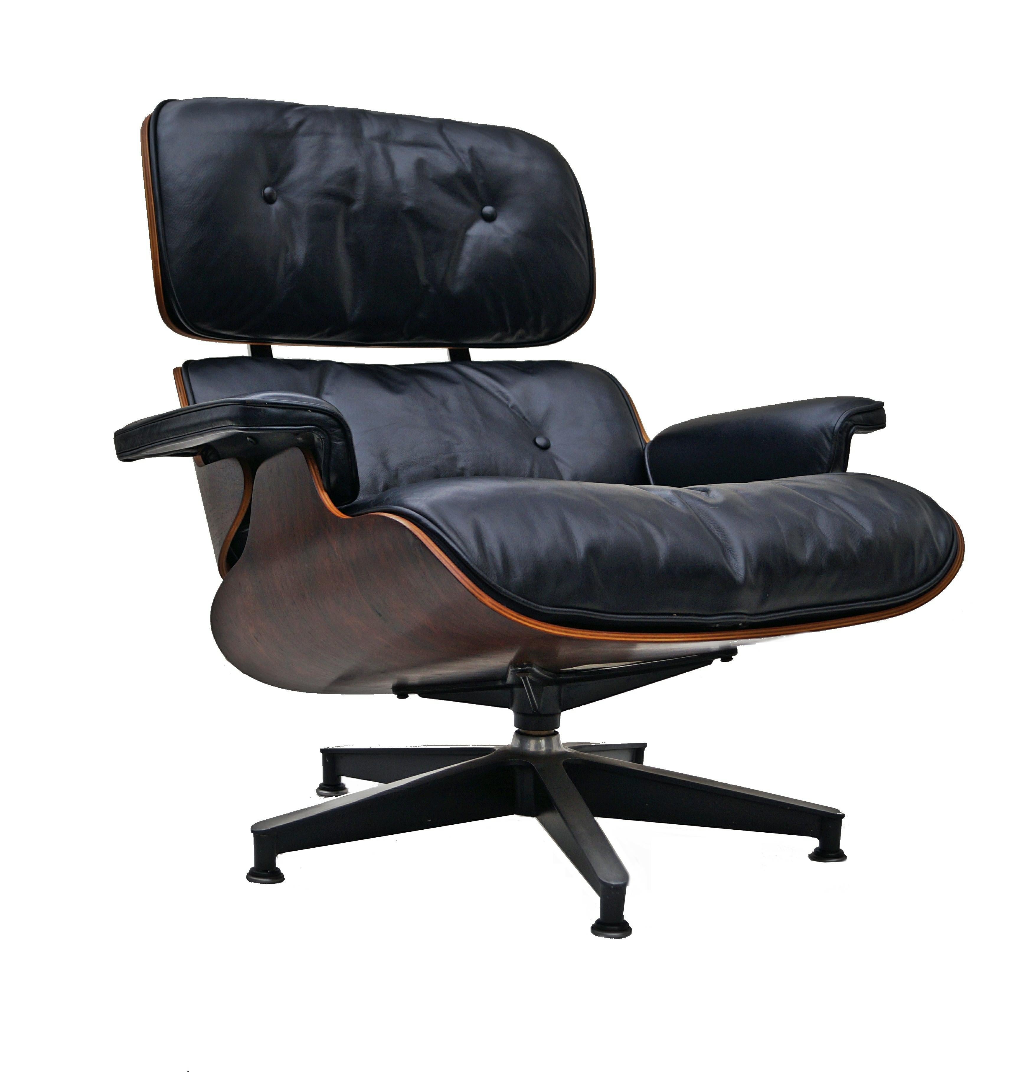 Early Herman Miller Rosewood Charles Eames Black Leather Lounge Chair & Ottoman In Good Condition In Wayne, NJ