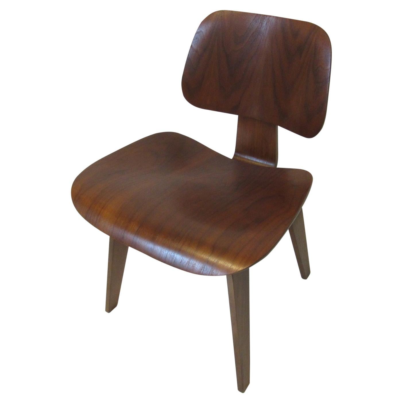 Early Herman Miller Sculptural Walnut DCW by Eames 'C'