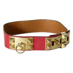 Früher Hermès Collier de Chien Gürtel Verstellbarer roter Leder CDC mit goldener Hardware