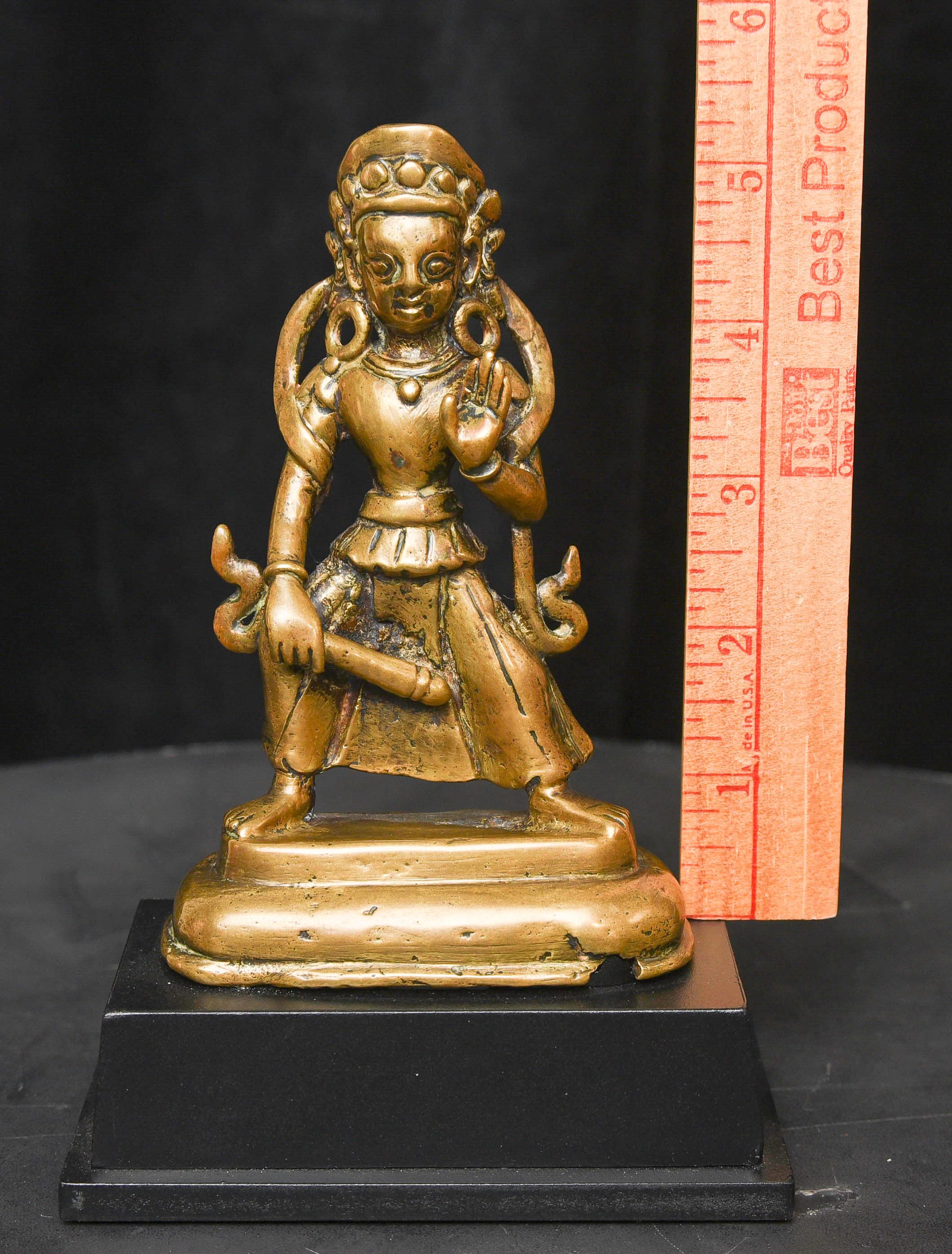 Early Himalayan Bronze Deity - 9588 In Good Condition For Sale In Ukiah, CA