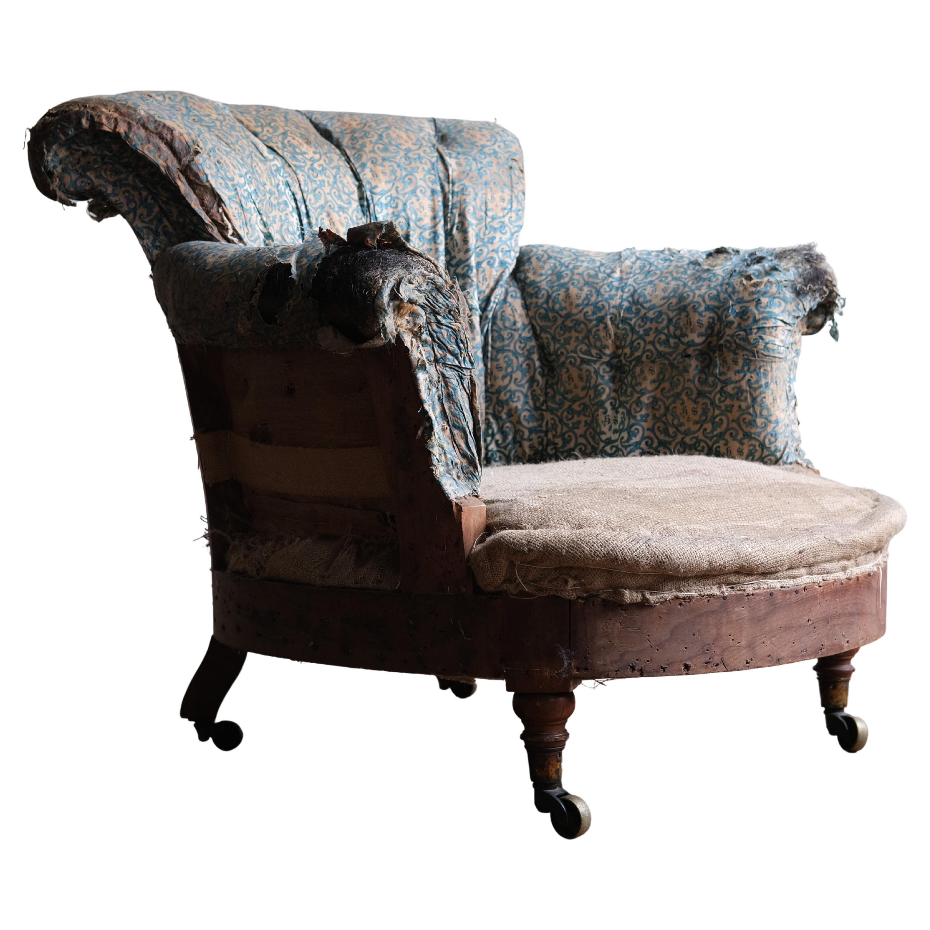 Antique English Howard and Sons Style Armchair at 1stDibs howard