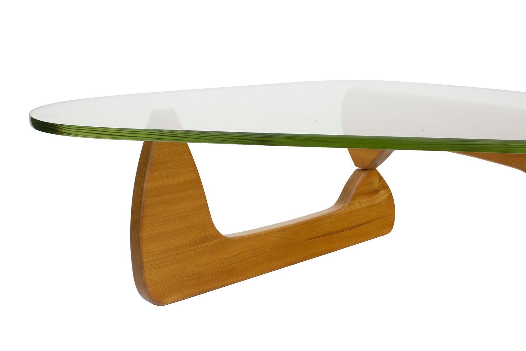 Mid-Century Modern Early IN-50 Coffee Table with Green Glass by Isamu Noguchi For Sale