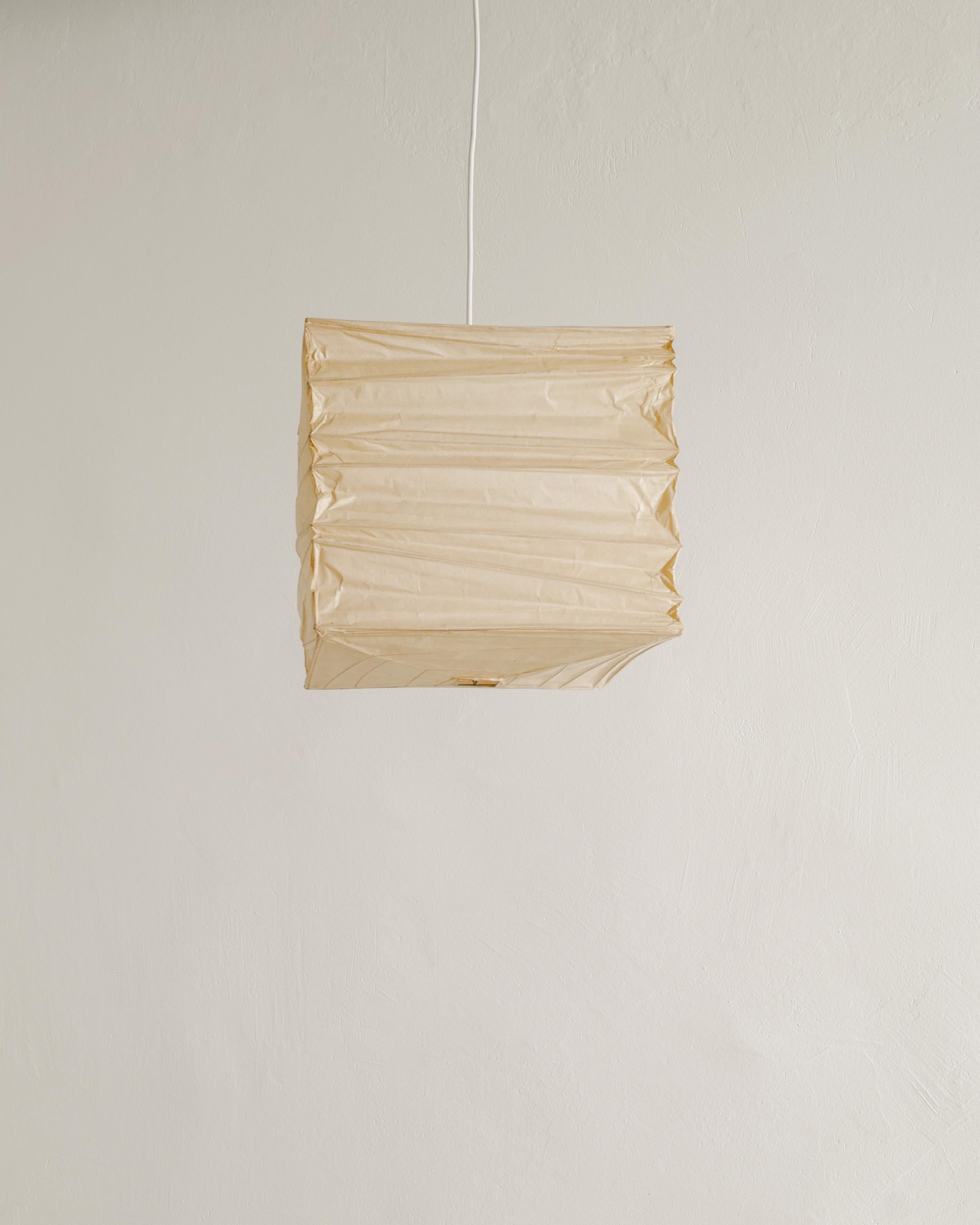 Mid-Century moderno Lampada a sospensione di Isamu Noguchi 