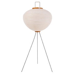 Early Isamu Noguchi Akari Sculpture Floor Lamp 10A Early Isamu Noguchi Akari Sculpture Floor Lamp 10A