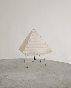 Frühe Isamu Noguchi Mid Century "5X" Schreibtisch / Tisch Papier & Metall Lampe, 1960er Jahre