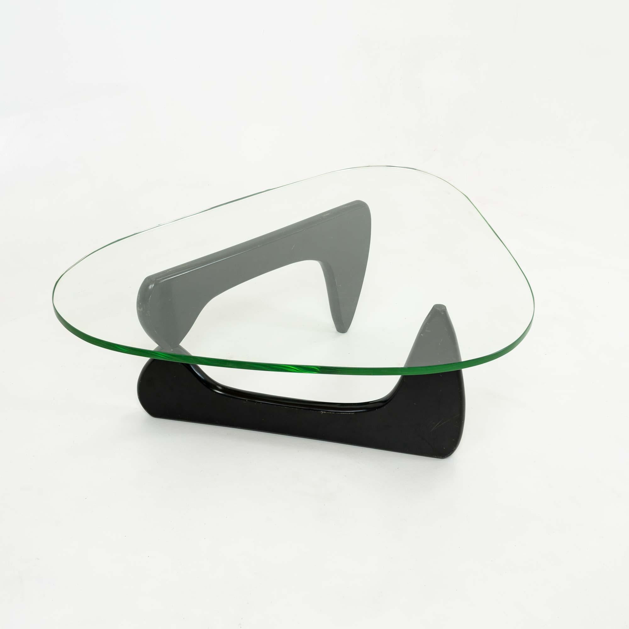 American Early Isamu Noguchi Table for Herman Miller, 1950s For Sale