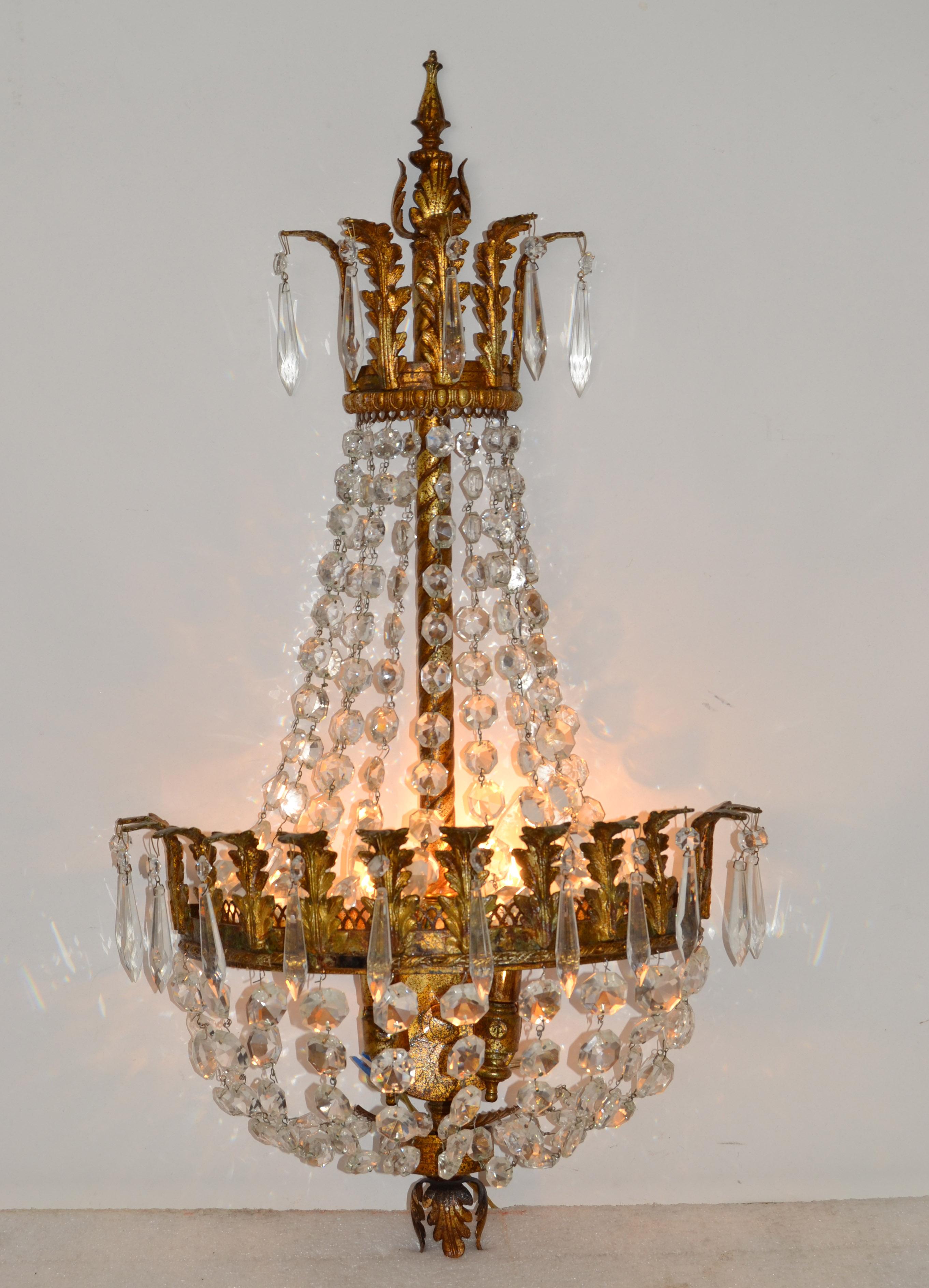 Early Italian Empire Style Gilt Metal Bronze & Crystal 2 Lights Sconce Wall Lamp For Sale 4