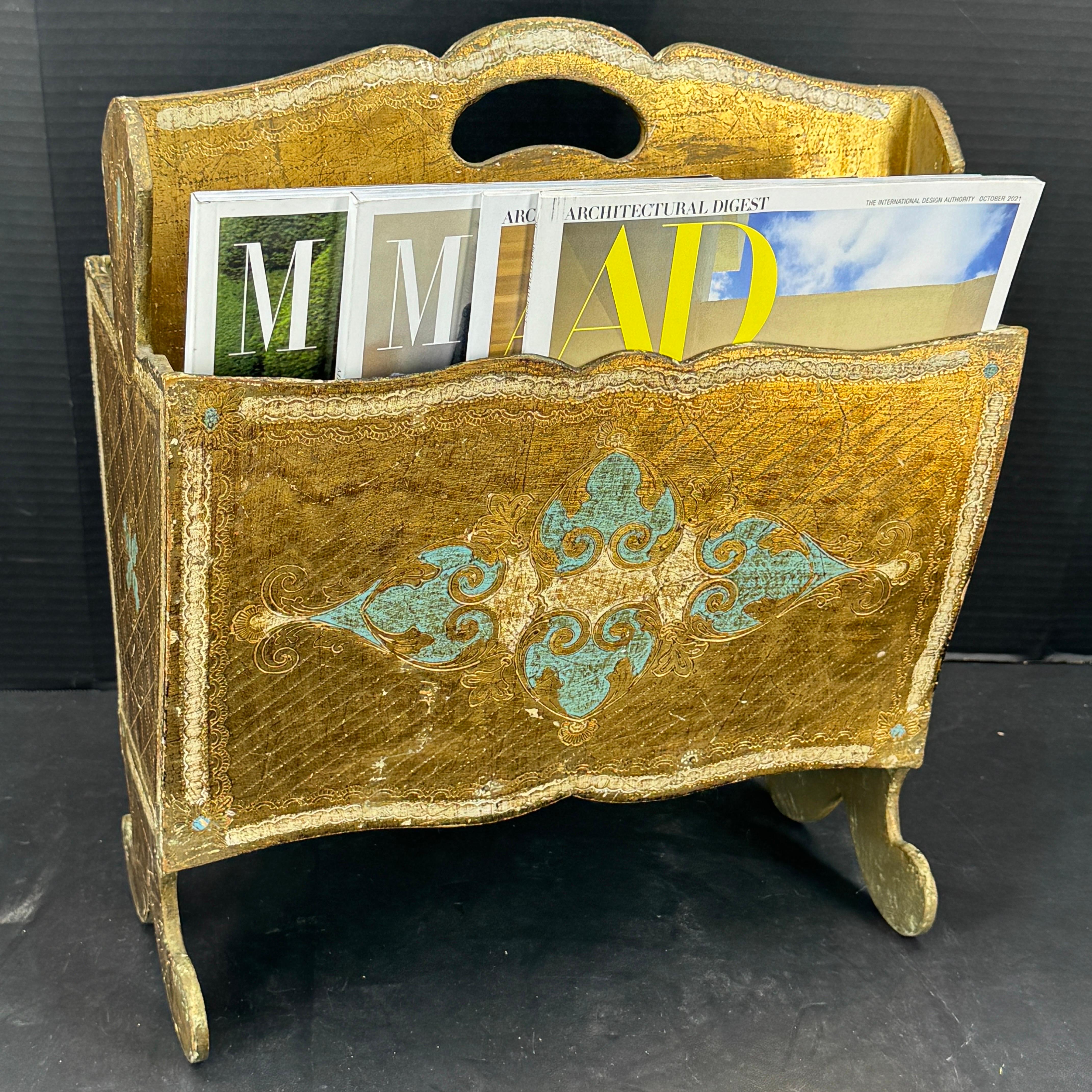 Mid-Century Modern Porte-revues en bois doré Florentine, vers 1950 en vente