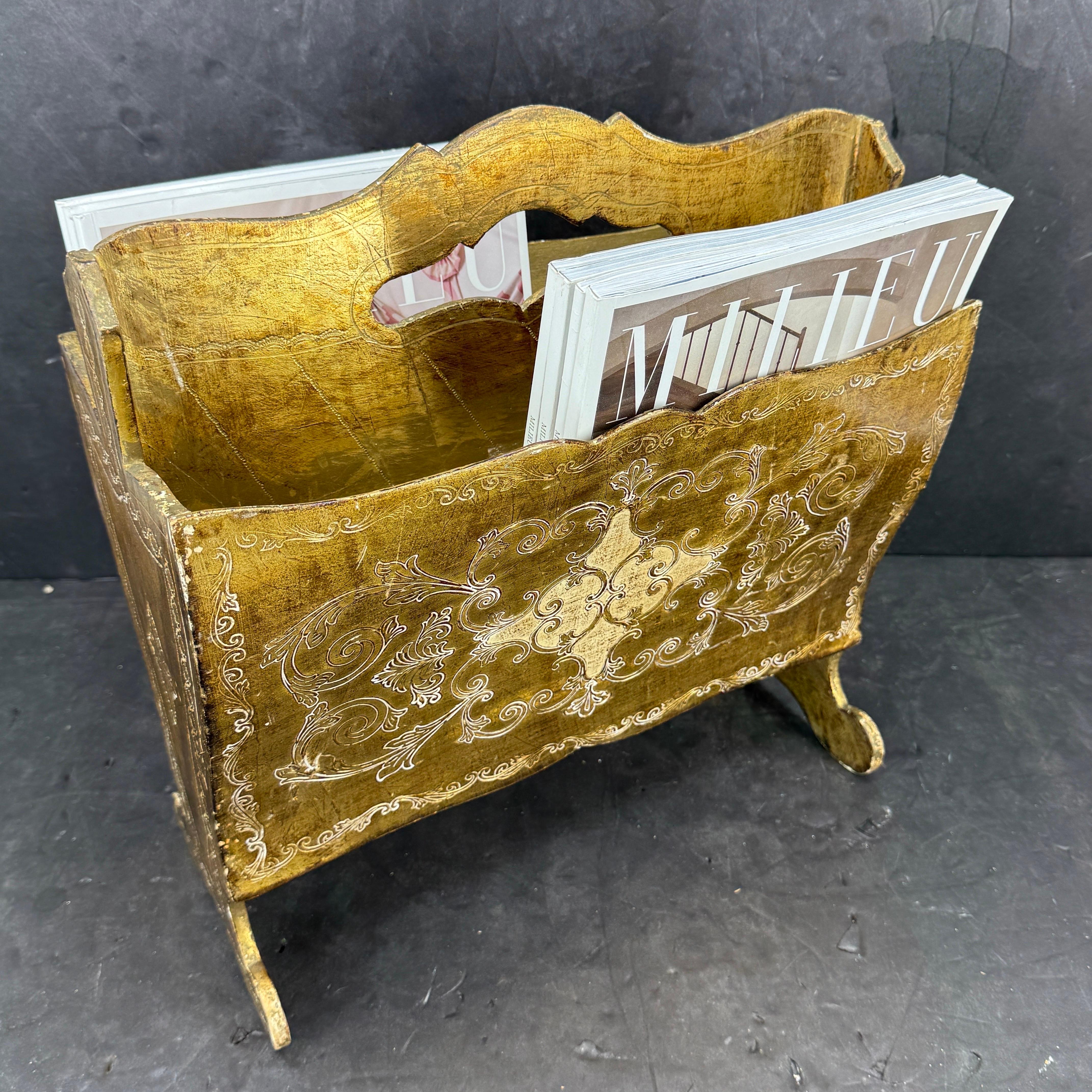 Mid-Century moderno Portariviste in legno dorato italiano, circa 1950 in vendita