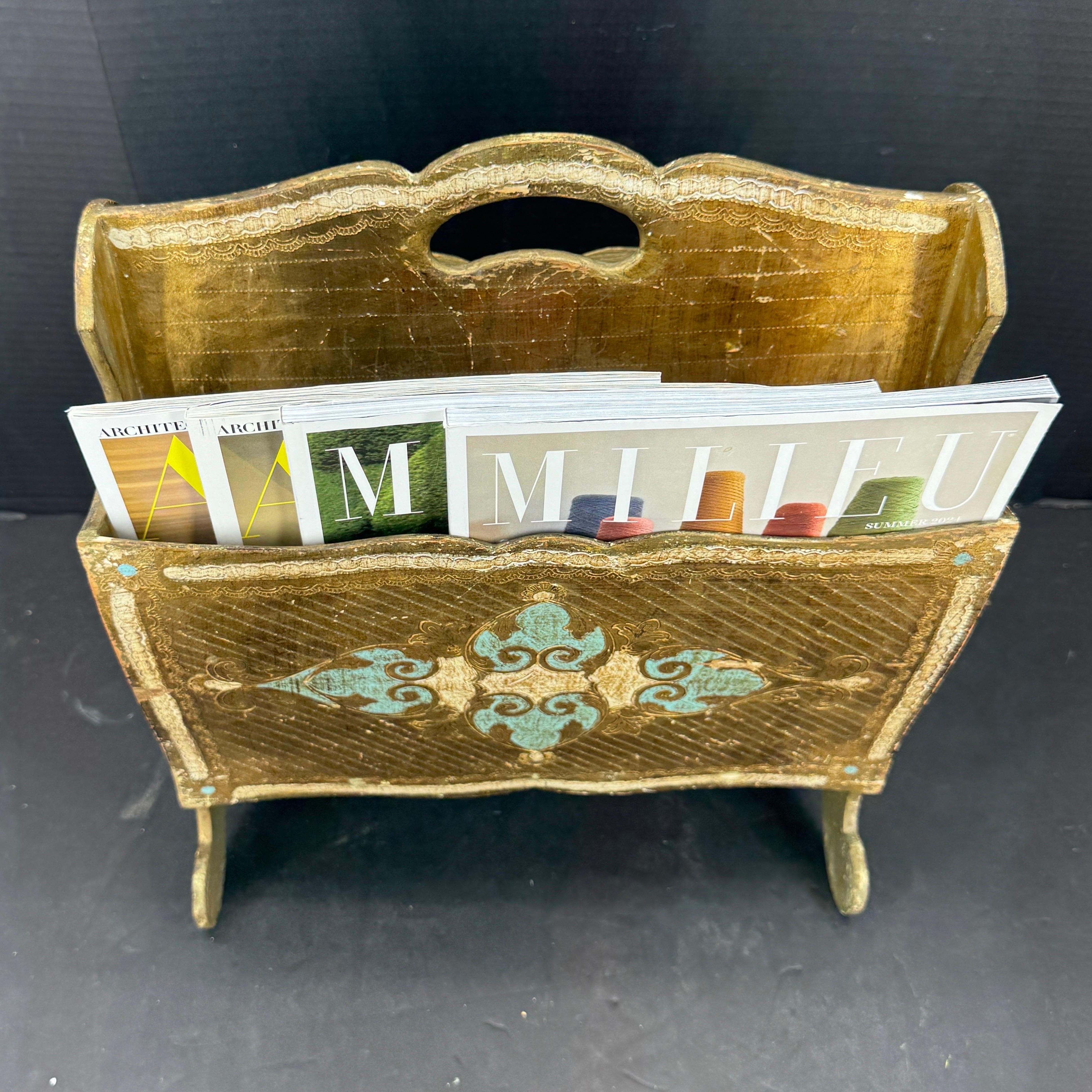 Bois Porte-revues en bois doré Florentine, vers 1950 en vente