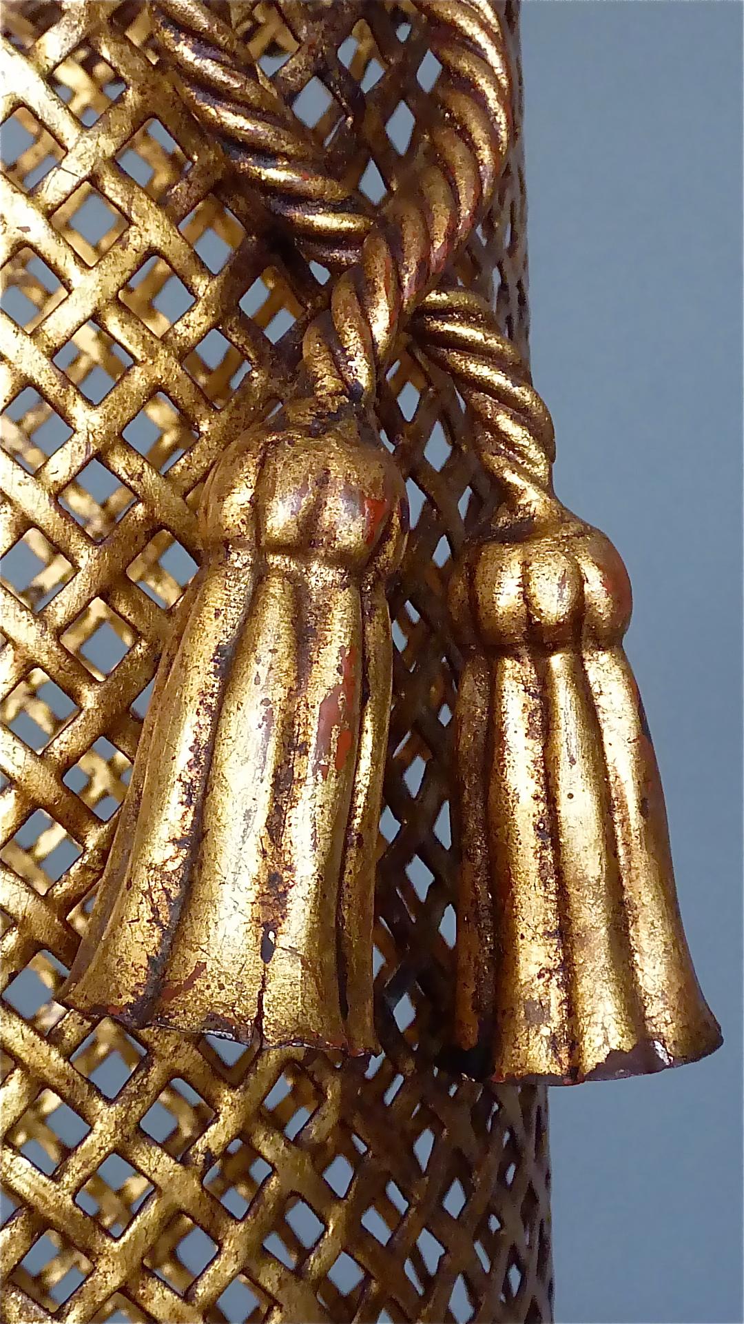 Early Italian Midcentury Umbrella Stand Basket Gilt Woven Metal Hans Kögl, 1950s For Sale 9