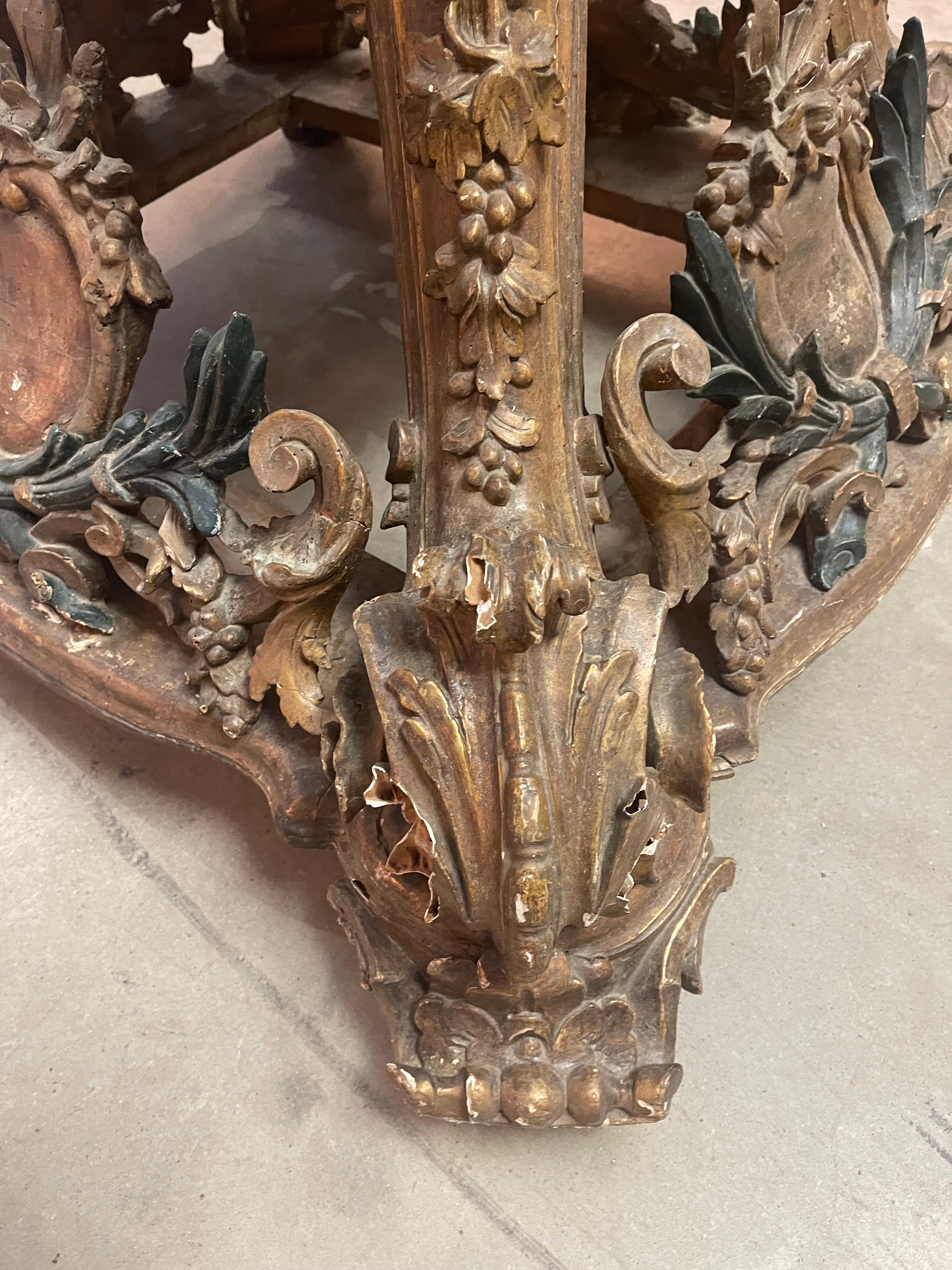 Wood Early Italian Pedestal / Dining Table For Sale