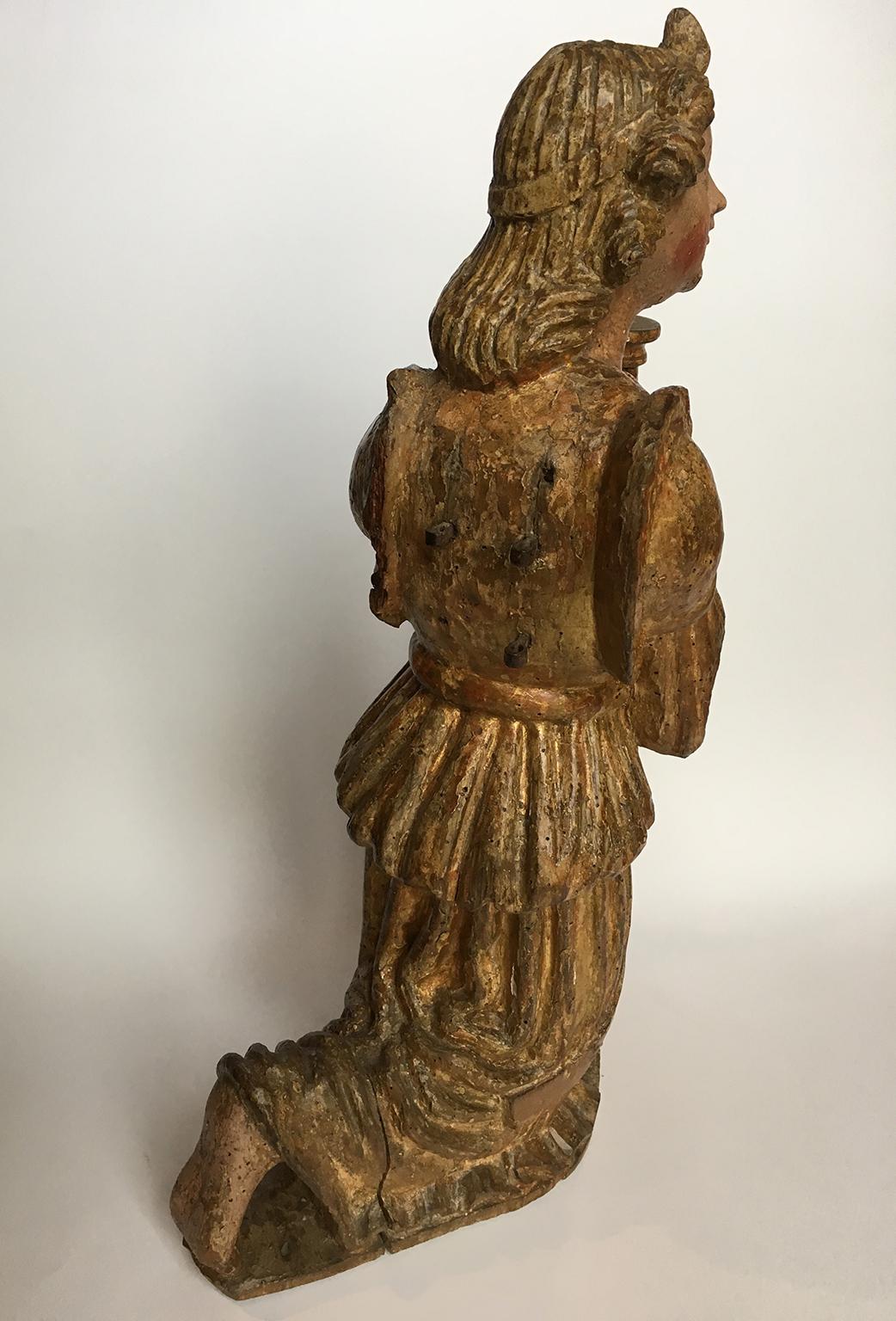 Early Italian Renaissance Wooden Angel Sculptures Gilded Tuscany, circa 1470 6