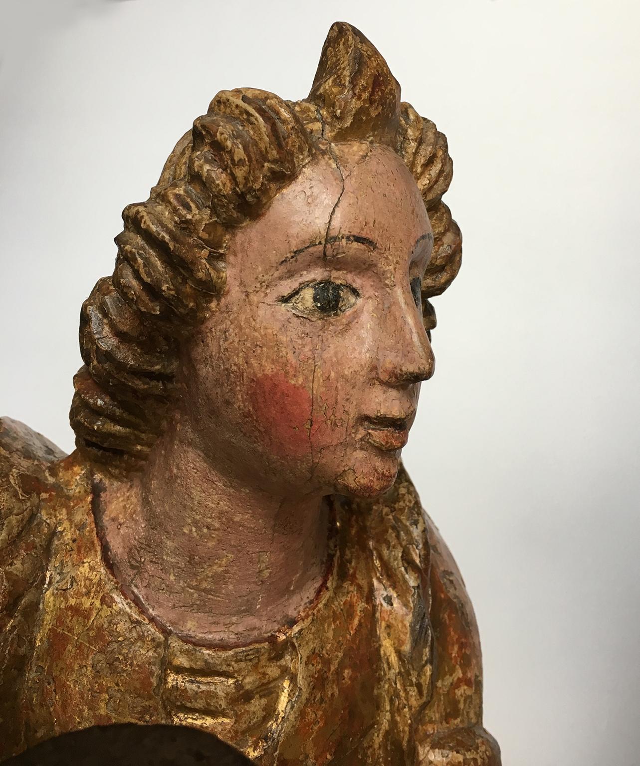 Carved Early Italian Renaissance Wooden Angel Sculptures Gilded Tuscany, circa 1470