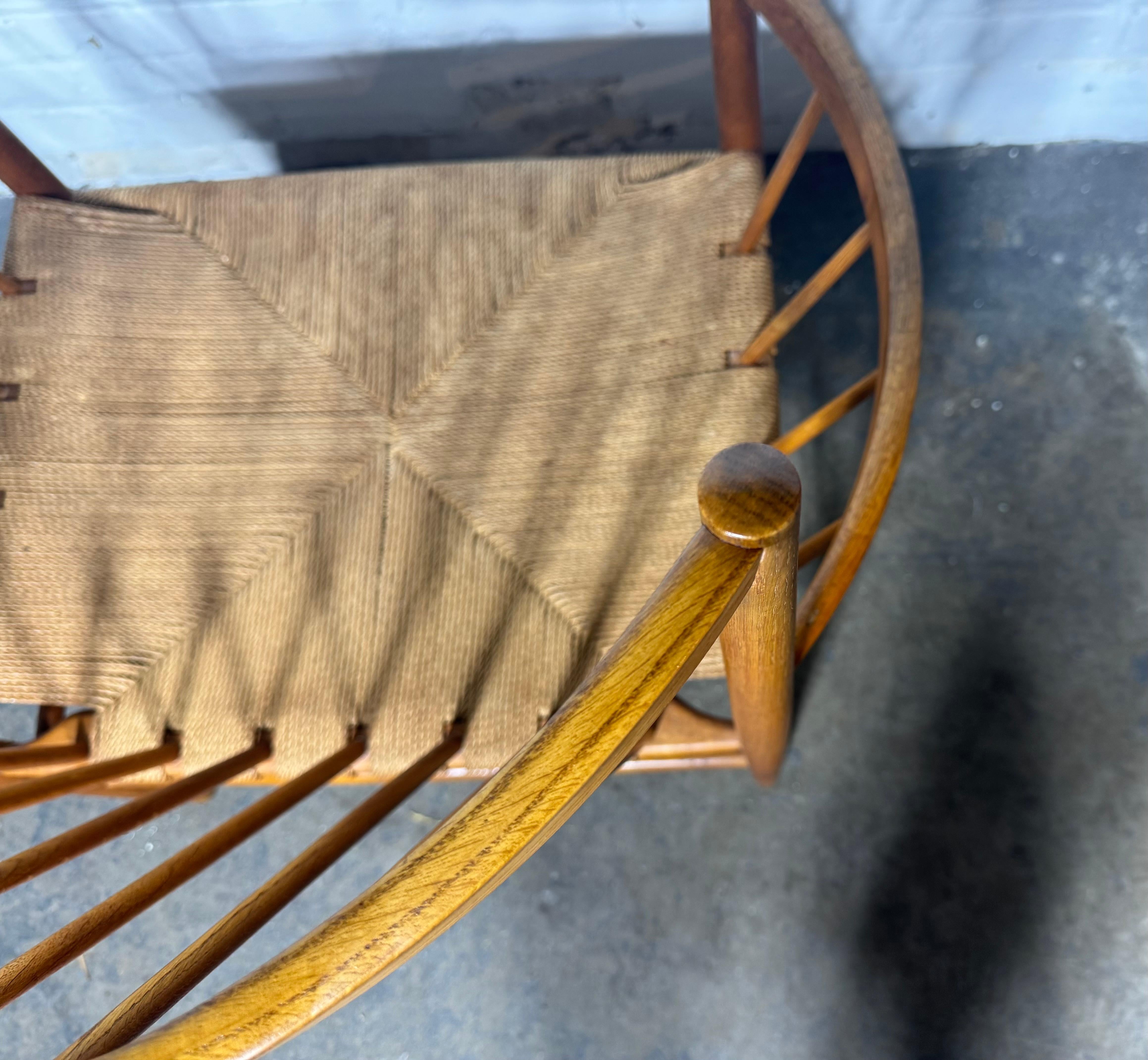 Scandinavo moderno Poltrona J82 di Oak e Papercord di Jørgen Bækmark per FDB Møbler, Danimarca in vendita