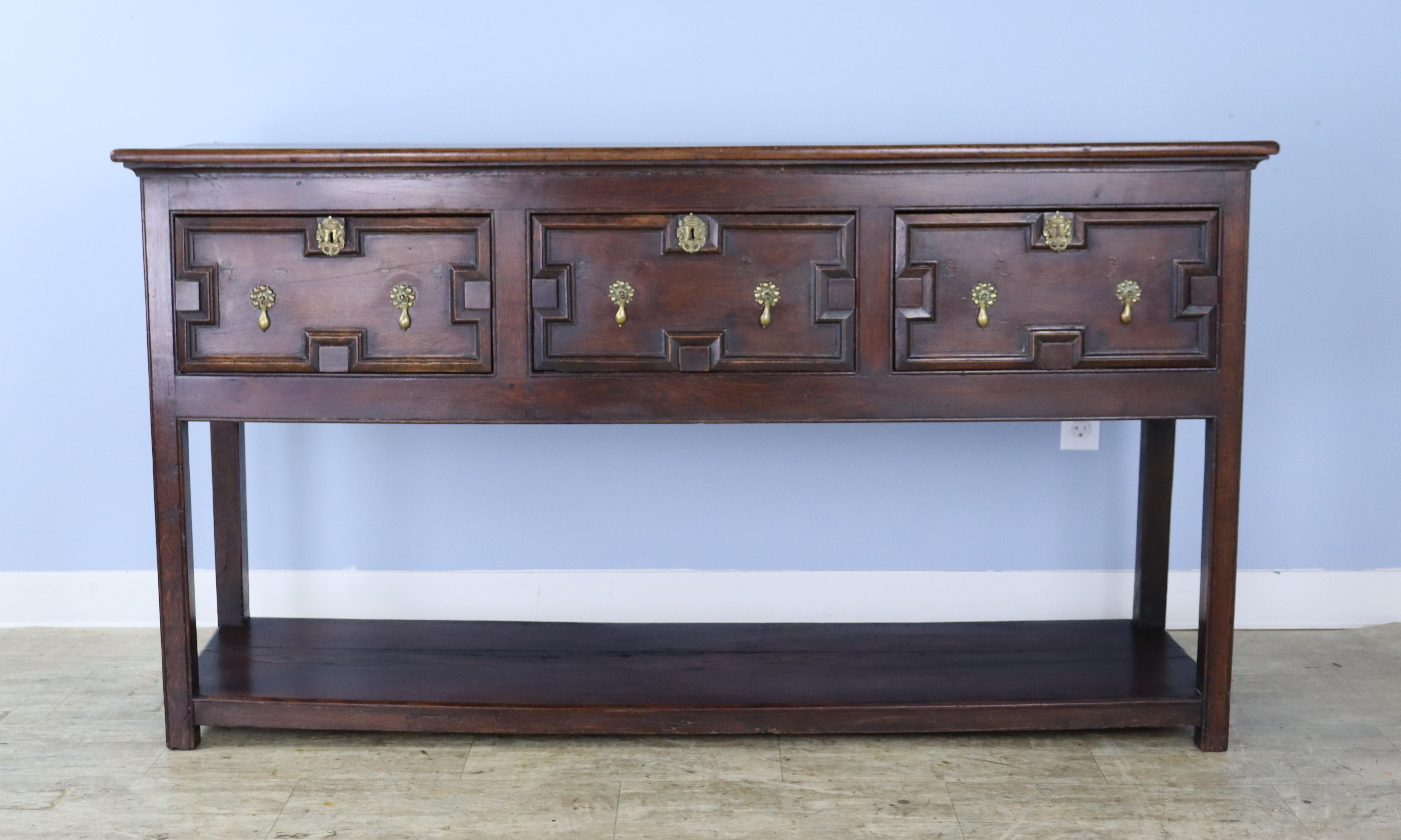Early Jacobean Oak Fielded Panel Server In Good Condition For Sale In Port Chester, NY