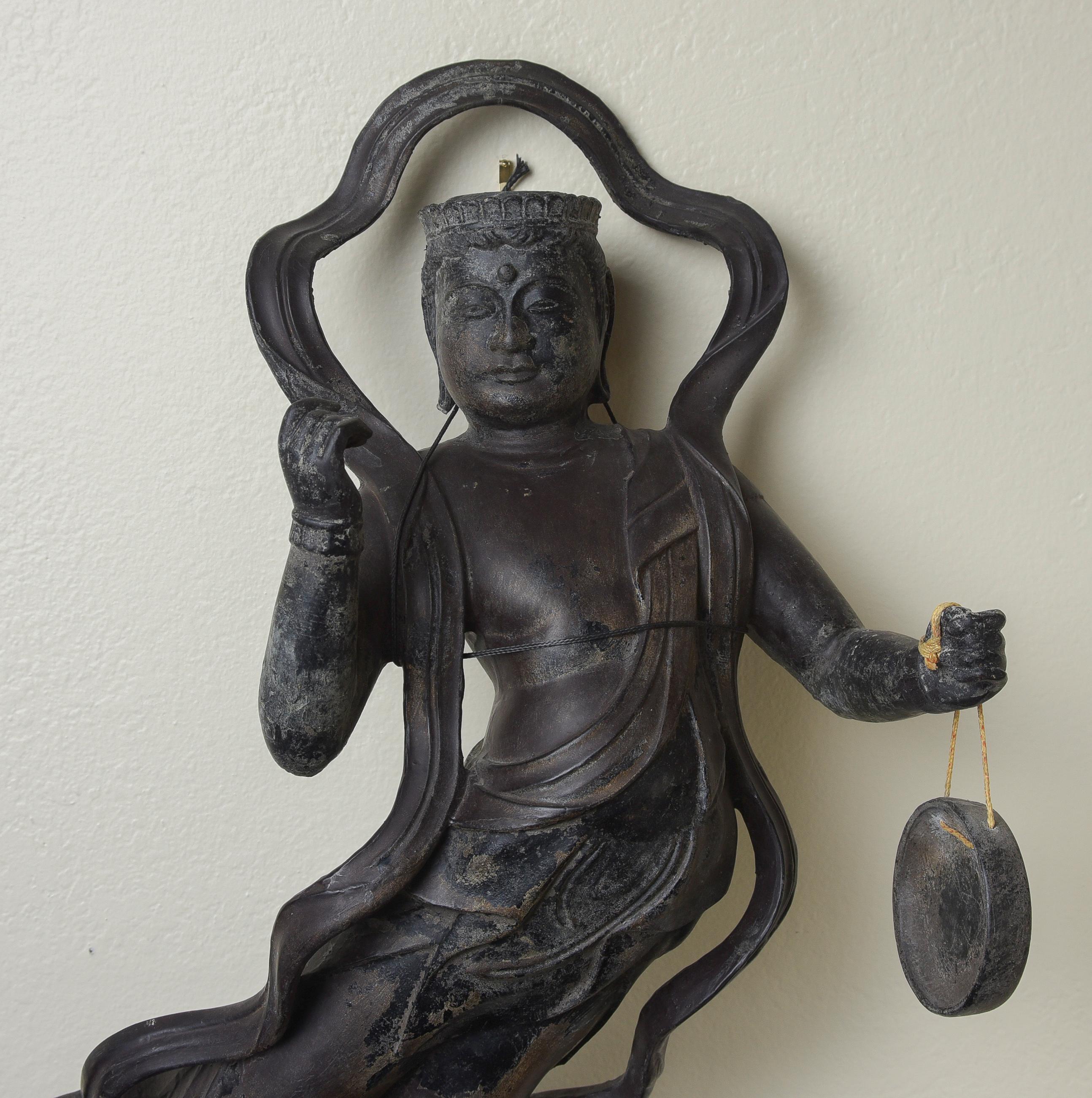 Asiatique Figure céleste bouddhiste japonaise ancienne - probablement plus de 500 ans - Kamakura en vente