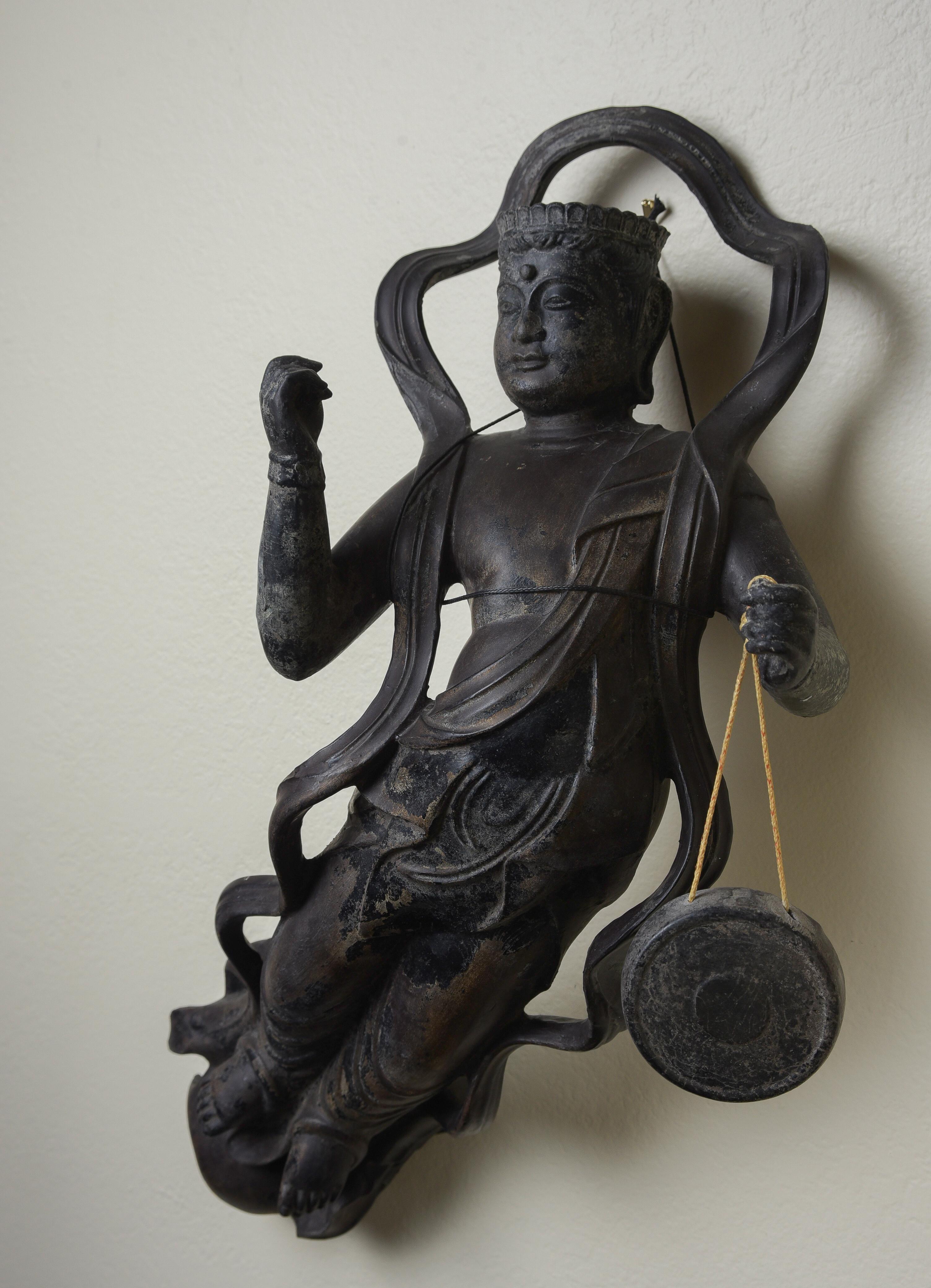 Figure céleste bouddhiste japonaise ancienne - probablement plus de 500 ans - Kamakura en vente 2