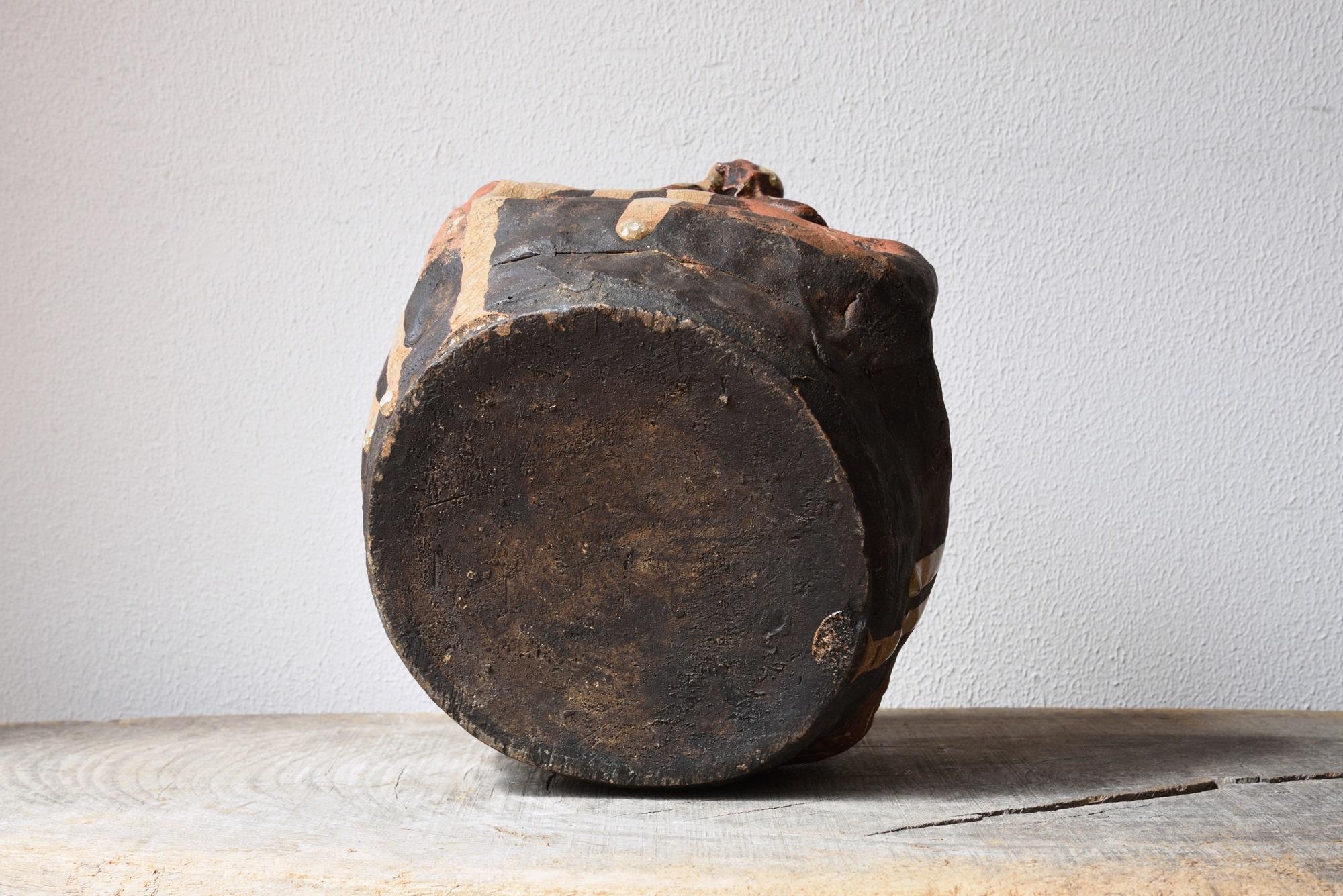 Early Japanese Tea Ceremonial Pottery Pot with Dripping Glaze 19-20th century For Sale 2