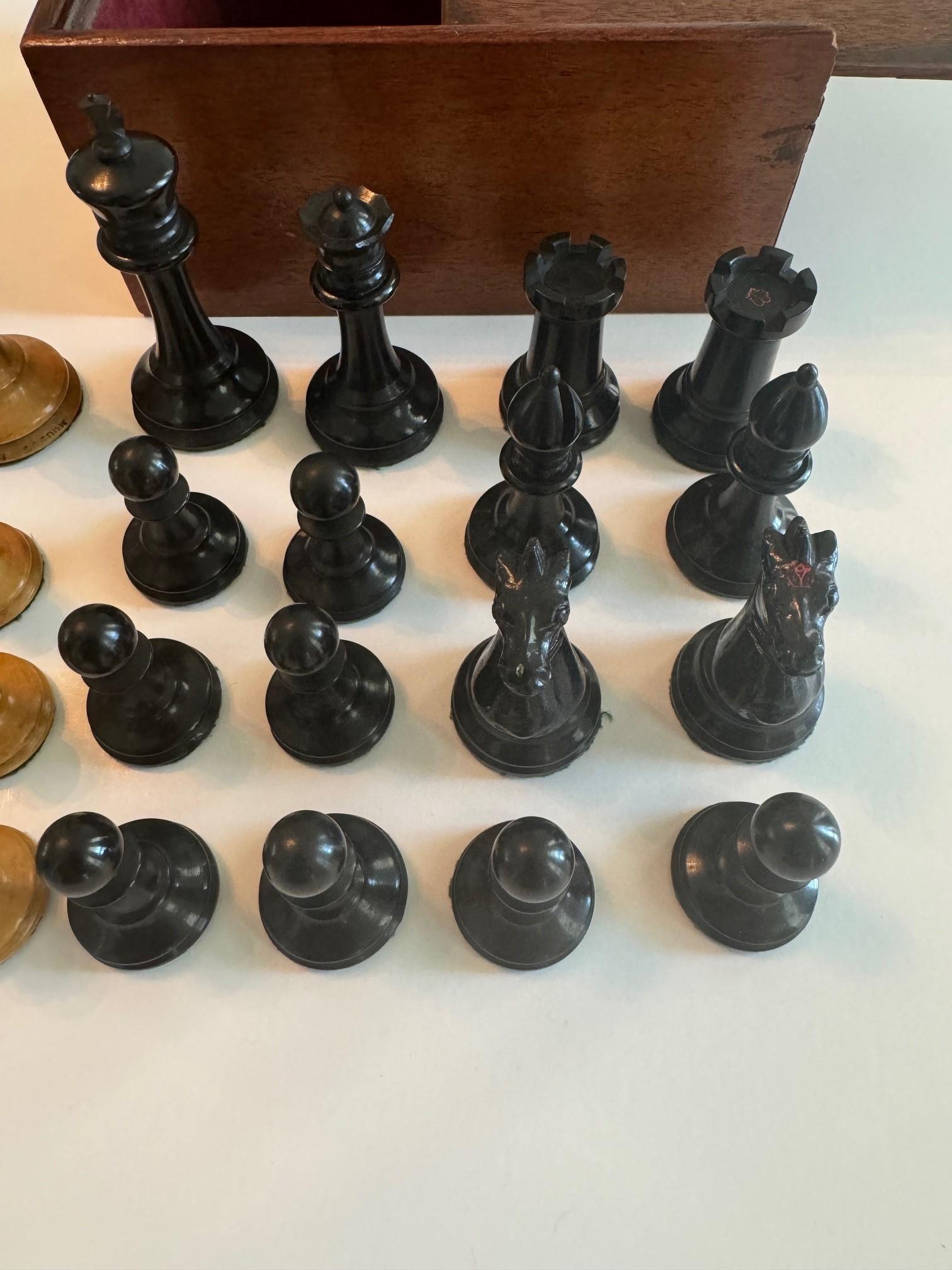 Set di scacchi Jaques e scatola con coperchio scorrevole in vendita 4