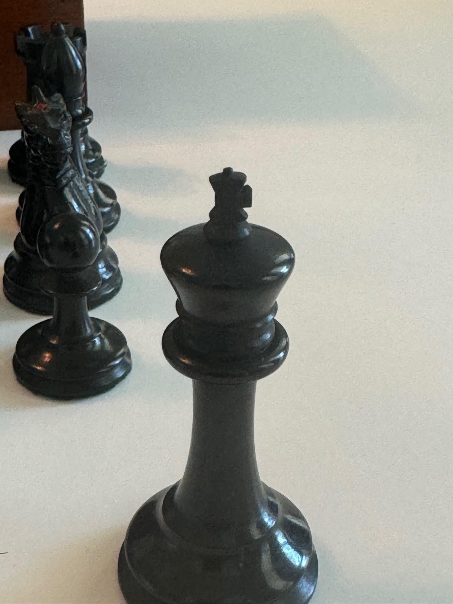 Set di scacchi Jaques e scatola con coperchio scorrevole in vendita 12