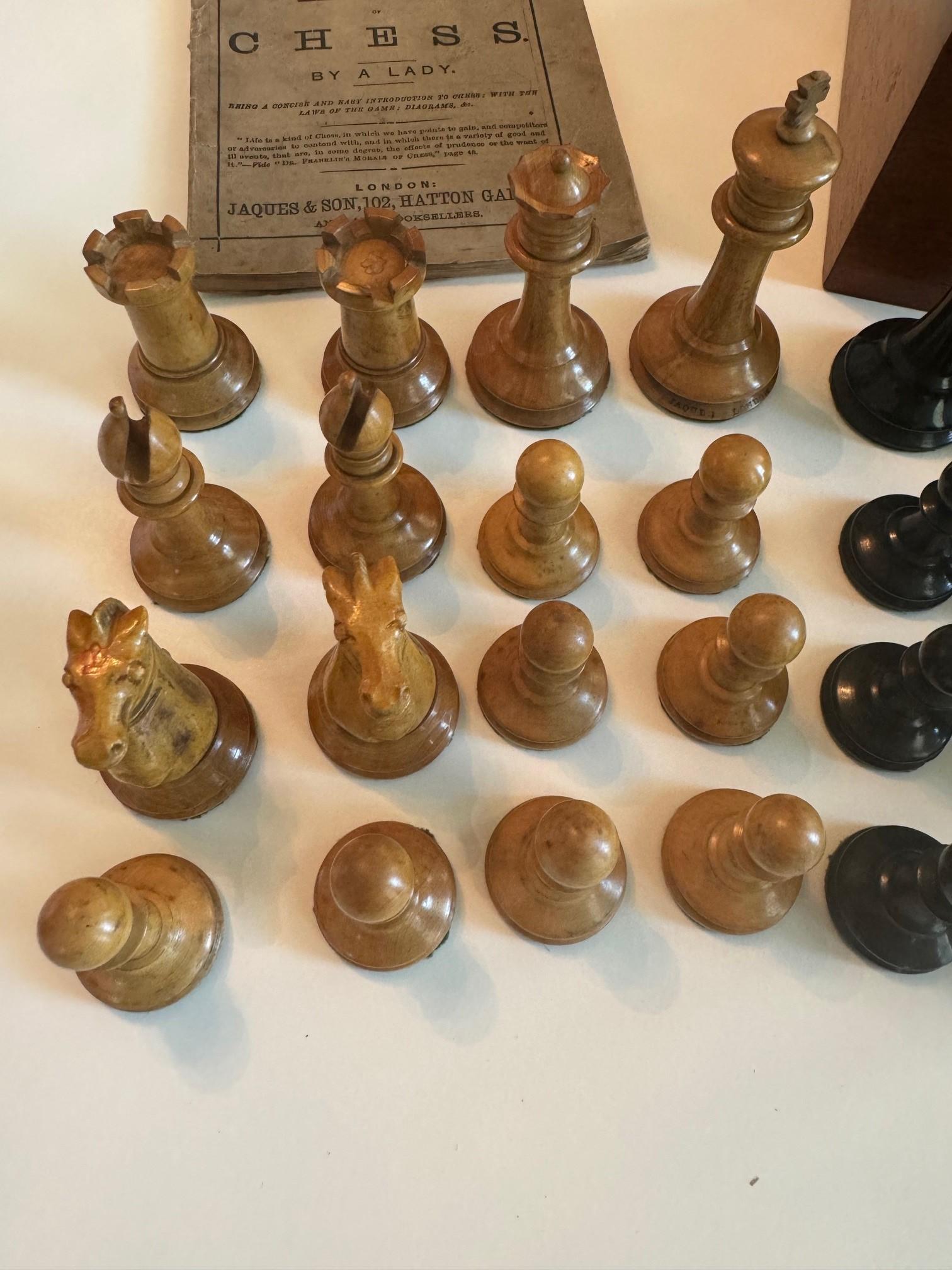 Set di scacchi Jaques e scatola con coperchio scorrevole in vendita 2