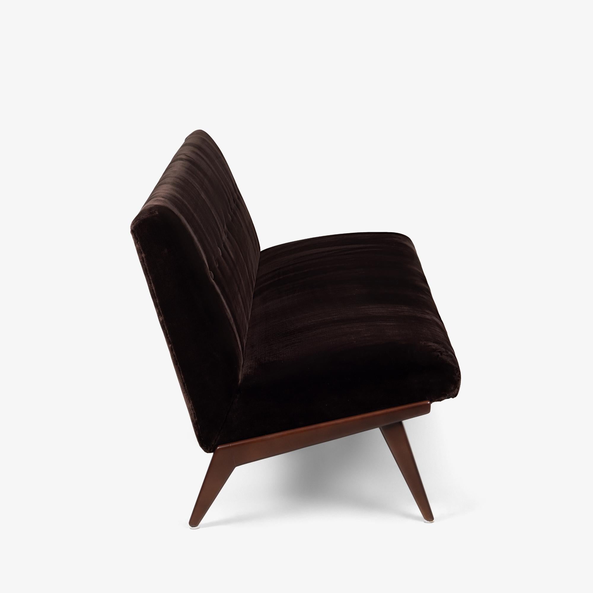 Early Jens Risom for Knoll Model 23 Armless Sofa in Italian Espresso Velvet In Good Condition In Stamford, CT