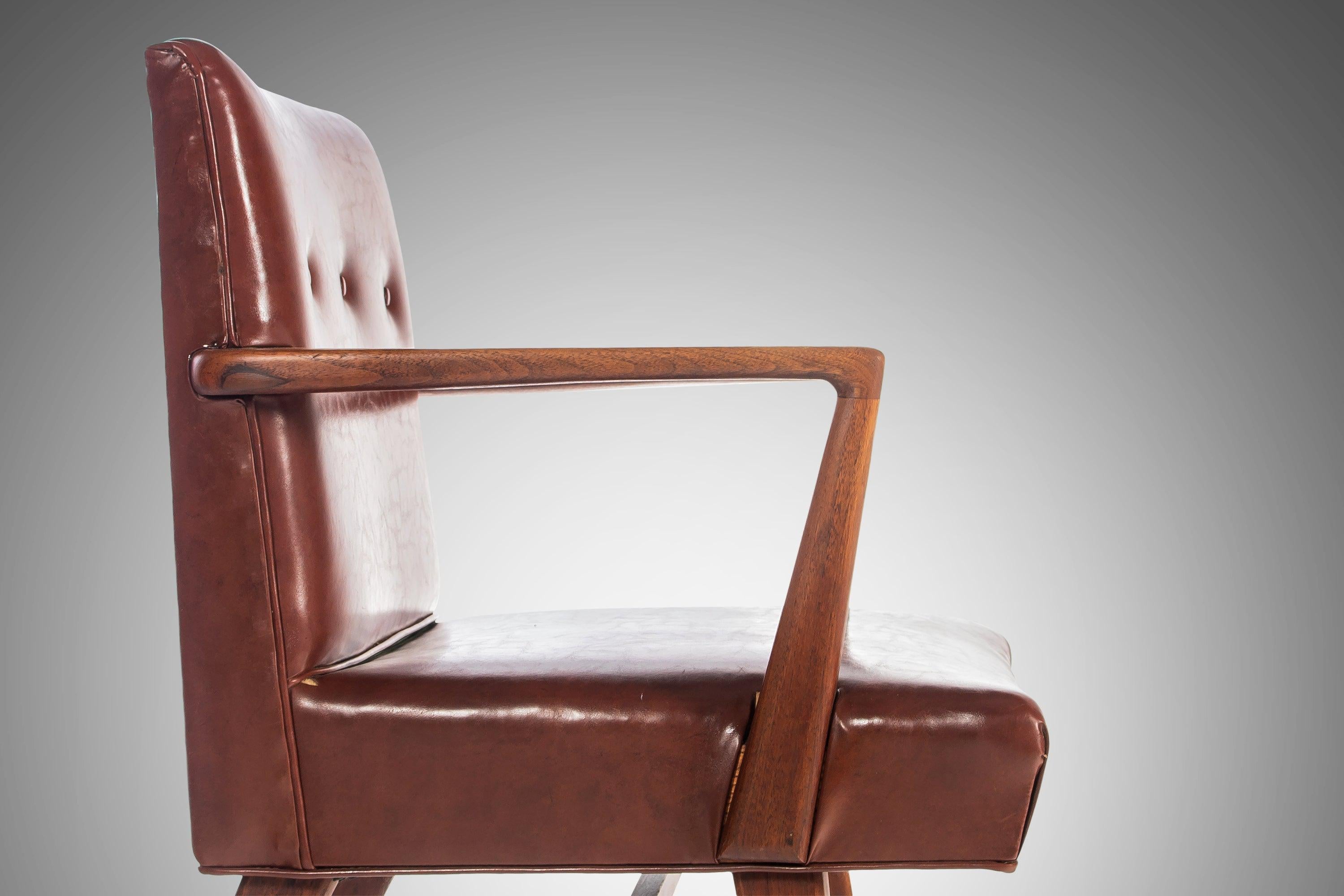 Early Jens Risom Model 108 Arm Chair for Risom Designs in Walnut, USA, c. 1950s For Sale 4