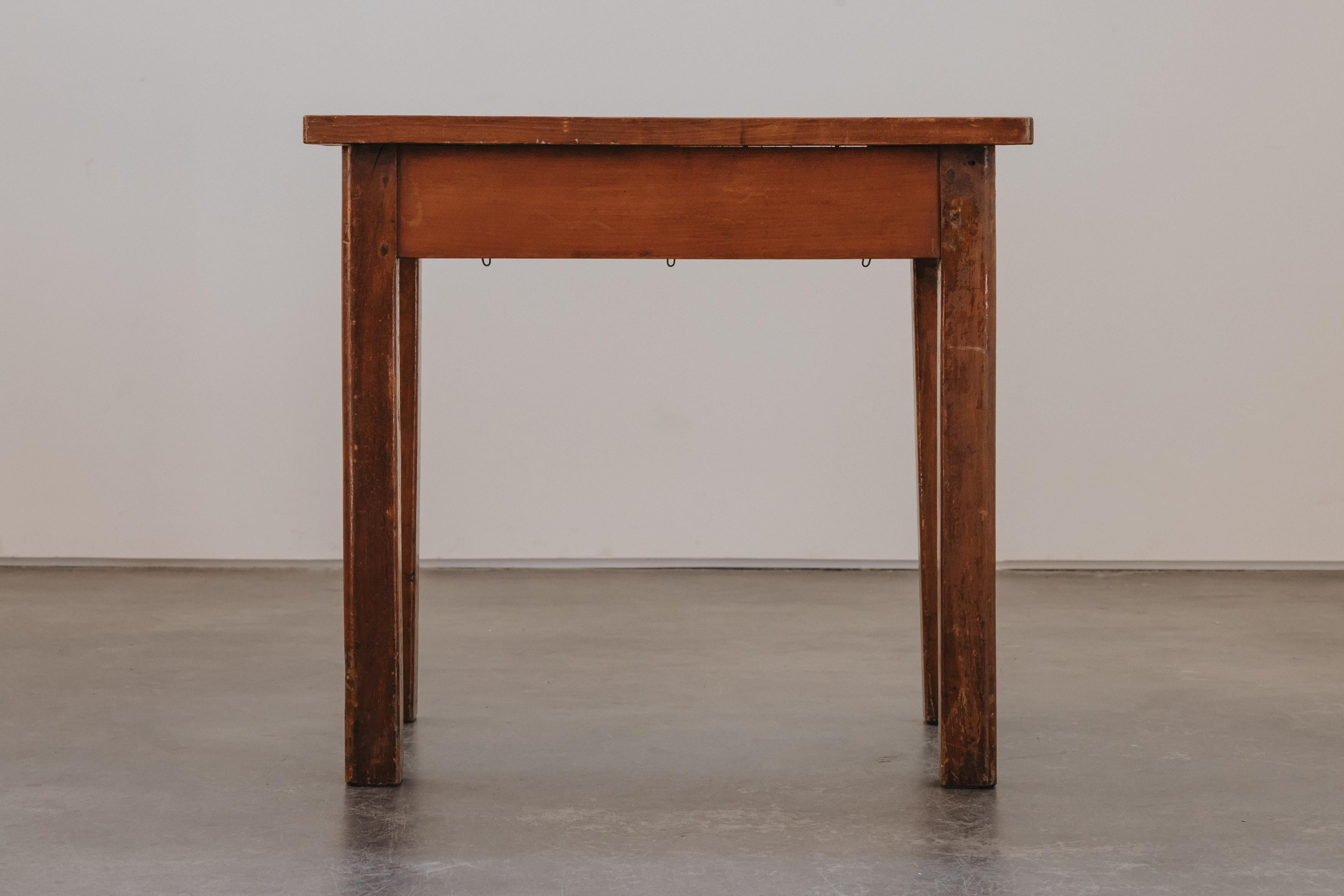 Early Jewellers Table From France, Circa 1900 For Sale 1