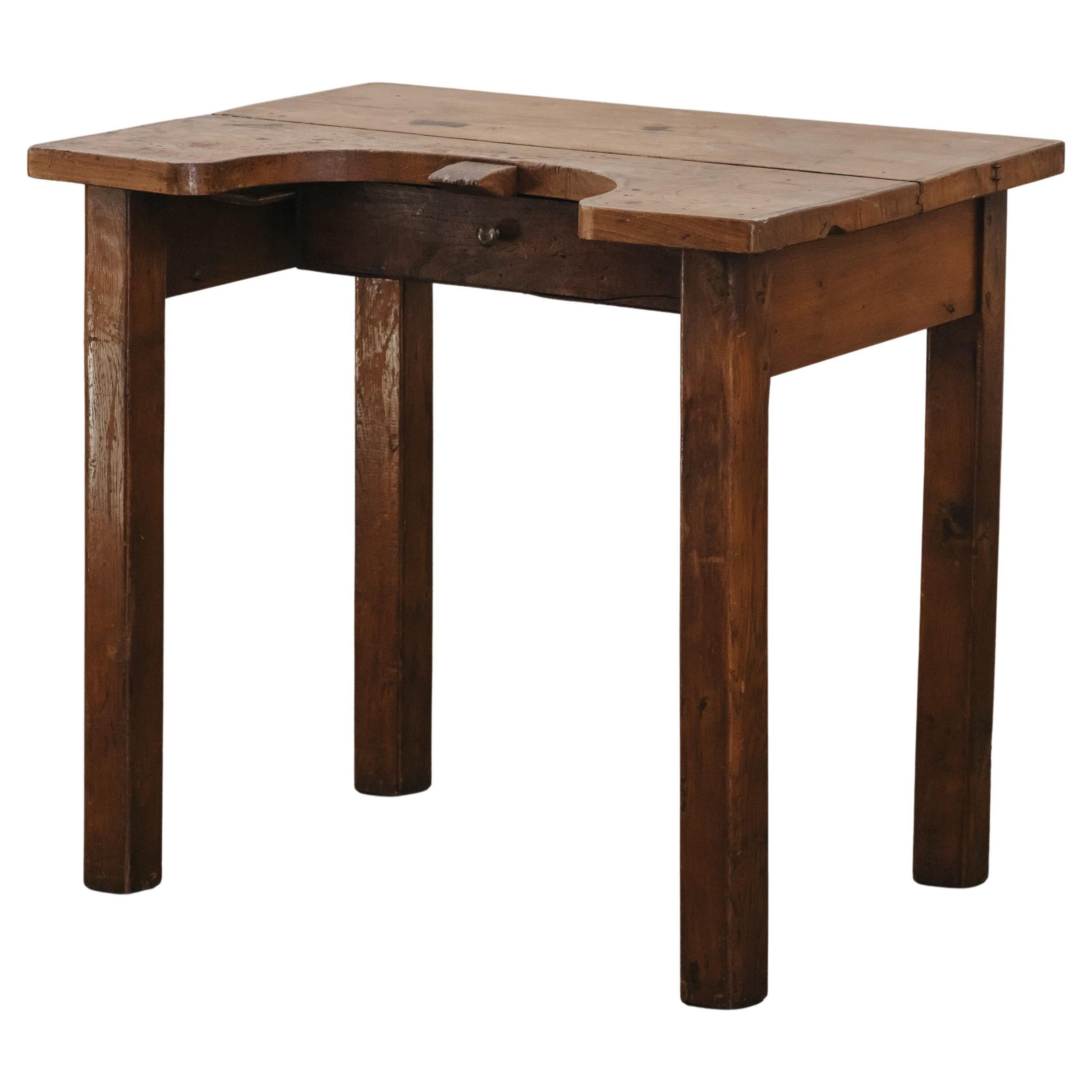 Table de bijouterie française, vers 1900