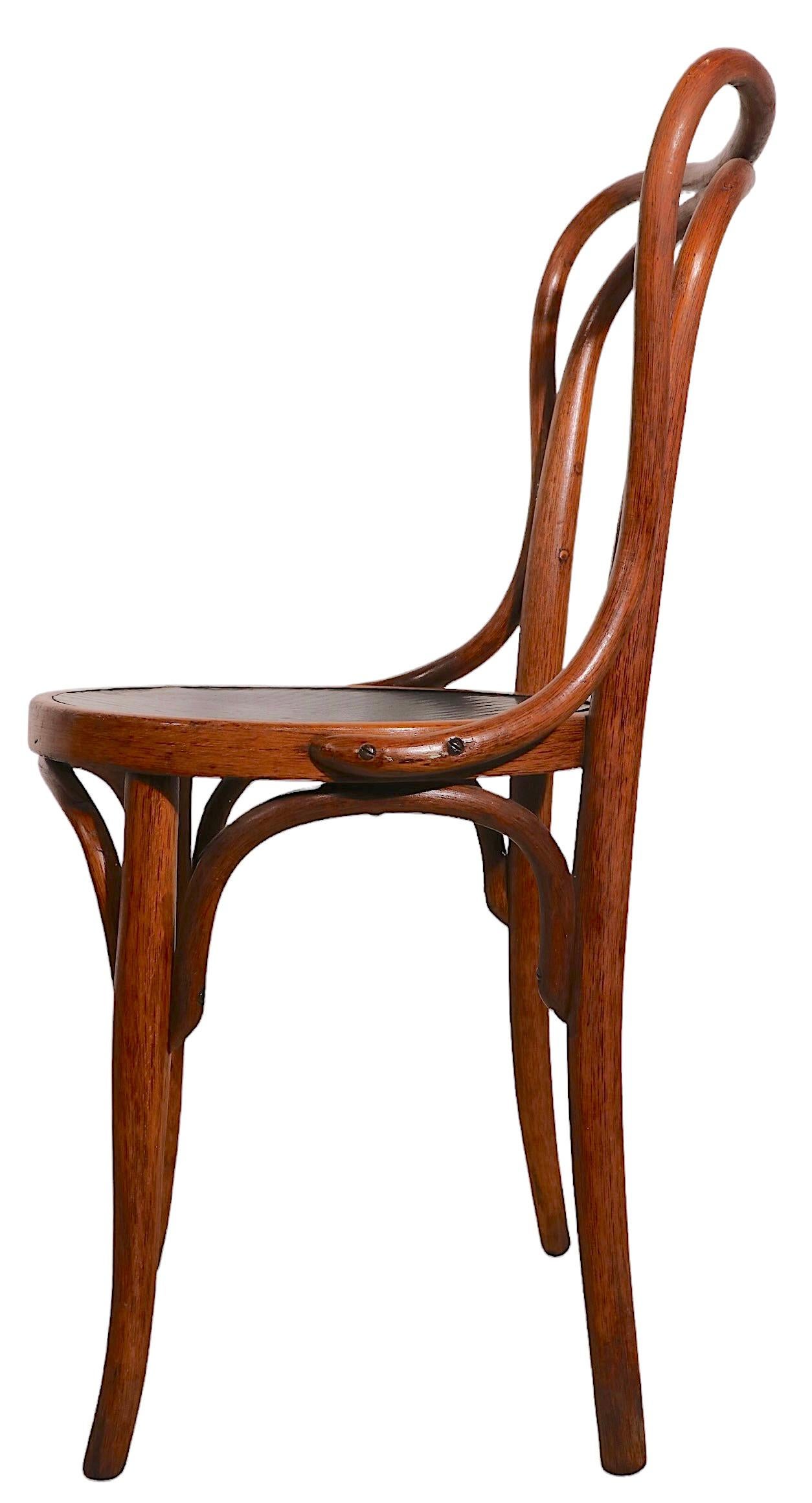 Early JJ Kohn Secessionist Bentwood Dining Side Cafe Chair Made in Austria In Good Condition In New York, NY