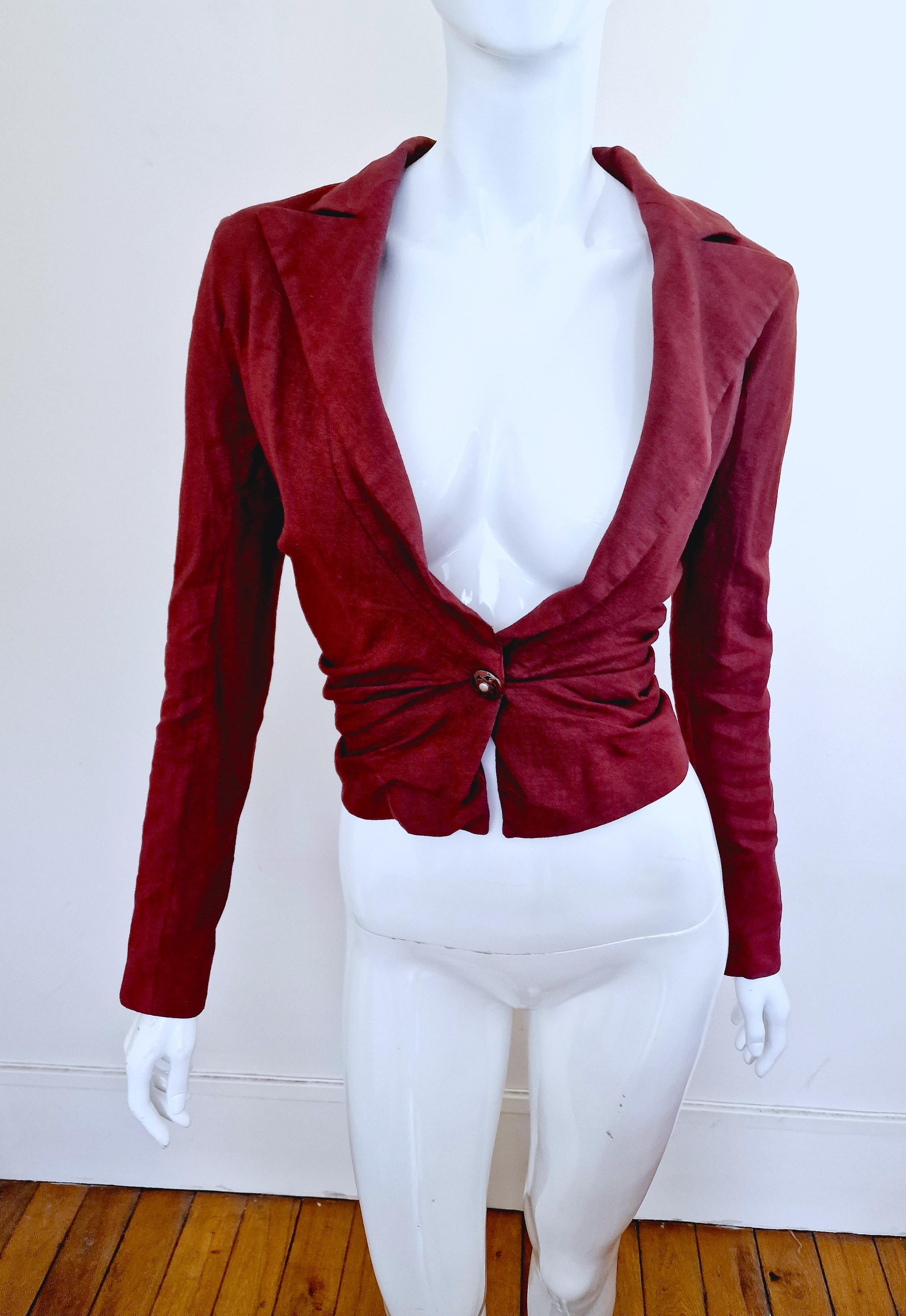 Bordeaux jacket by John Galliano!
Ruched!
Deep cut front.

VERY GOOD Condition!

SIZE
Fits for XS.
Marked size: FR38 / GB10.
Length: 60 cm / 23.6 inch 
Bust: 38 cm / 15 inch
Waist: 30 cm / 11.8 inch
Shoulder to shoulder: 40 cm / 15.7 inch
Sleeve: 60